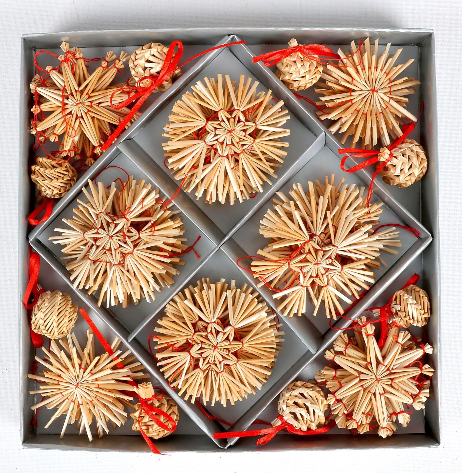 BURI Christbaumschmuck Strohanhänger Set 56Teile Weihnachtsbaumschmuck Baumschmuck Baumdekora (56-tlg)