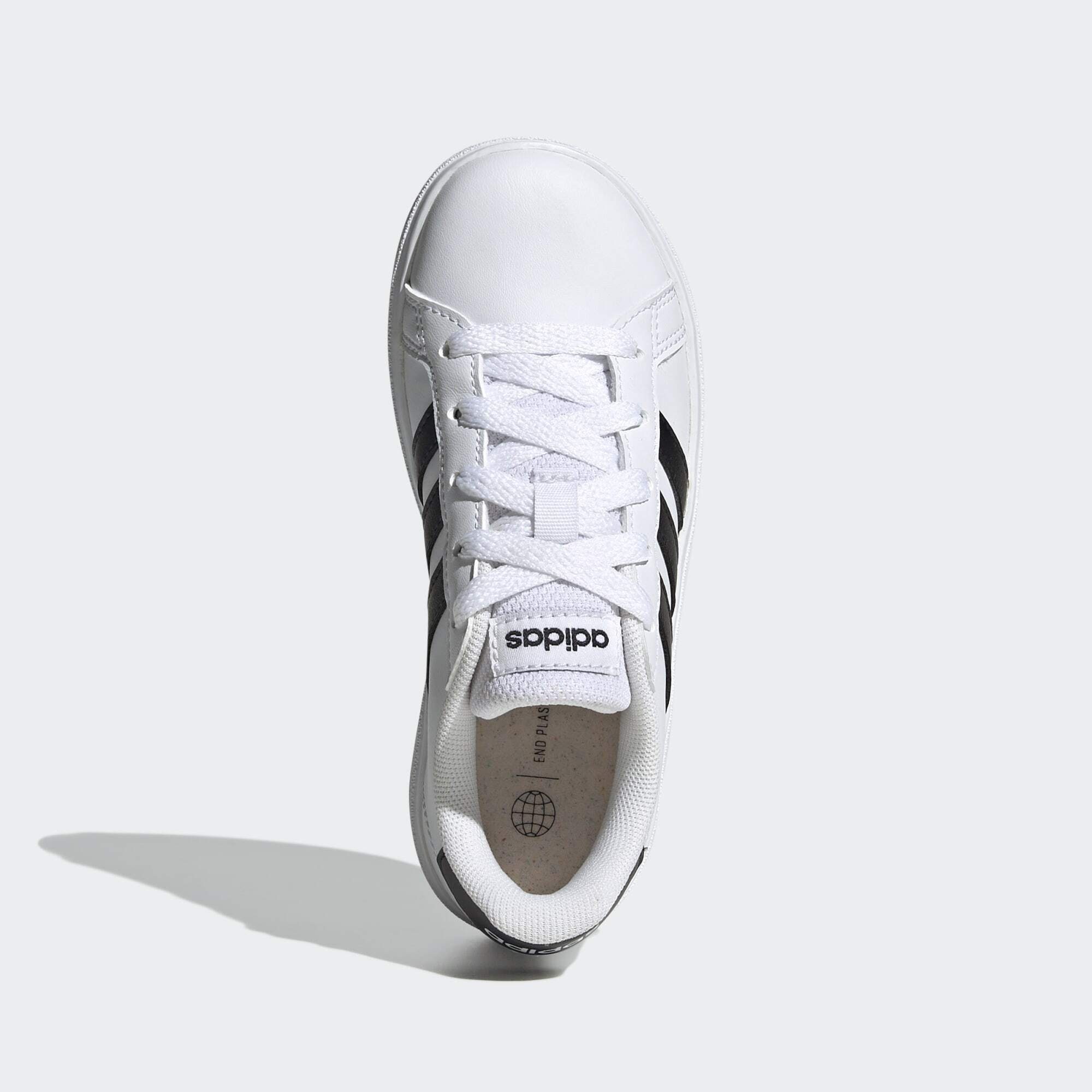 Cloud White / Core Black / Core Black