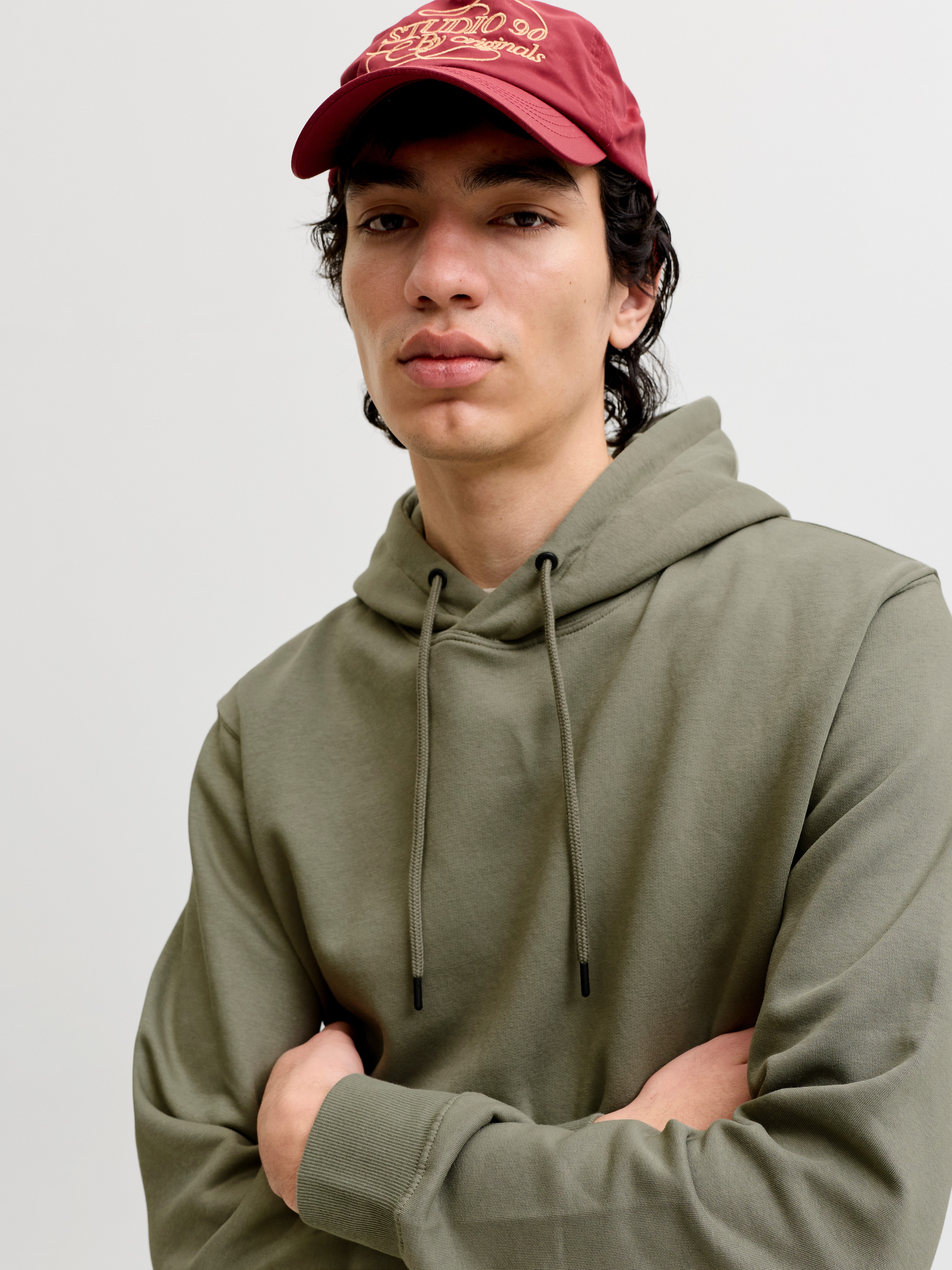 Jack & Jones Kapuzensweatshirt JJESTAR BASIC SWEAT HOOD NOOS mit Rippbündch günstig online kaufen