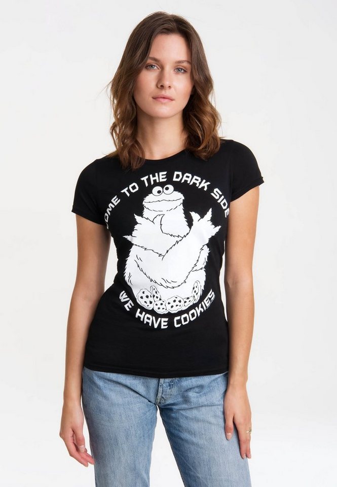 LOGOSHIRT T-Shirt Sesamstrasse - Krümelmonster Dark Side mit lizenziertem  Print, Behält dank Einlaufvorbehandlung stets seine Form