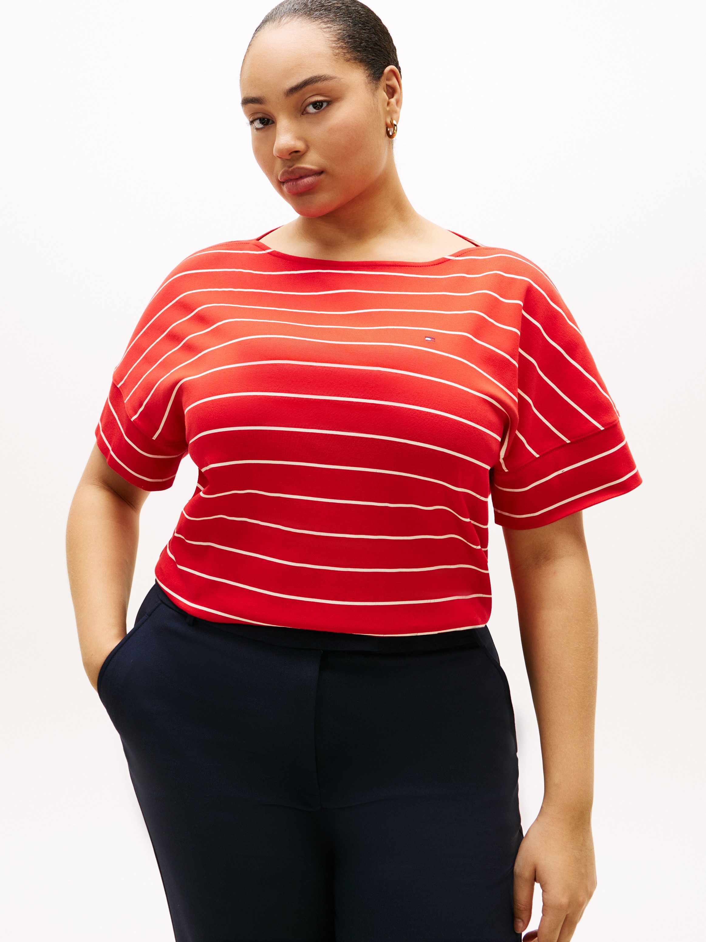 Tommy Hilfiger Curve Kurzarmshirt CRV MDRN CODY CAP SLV C-NK TEE in großen günstig online kaufen