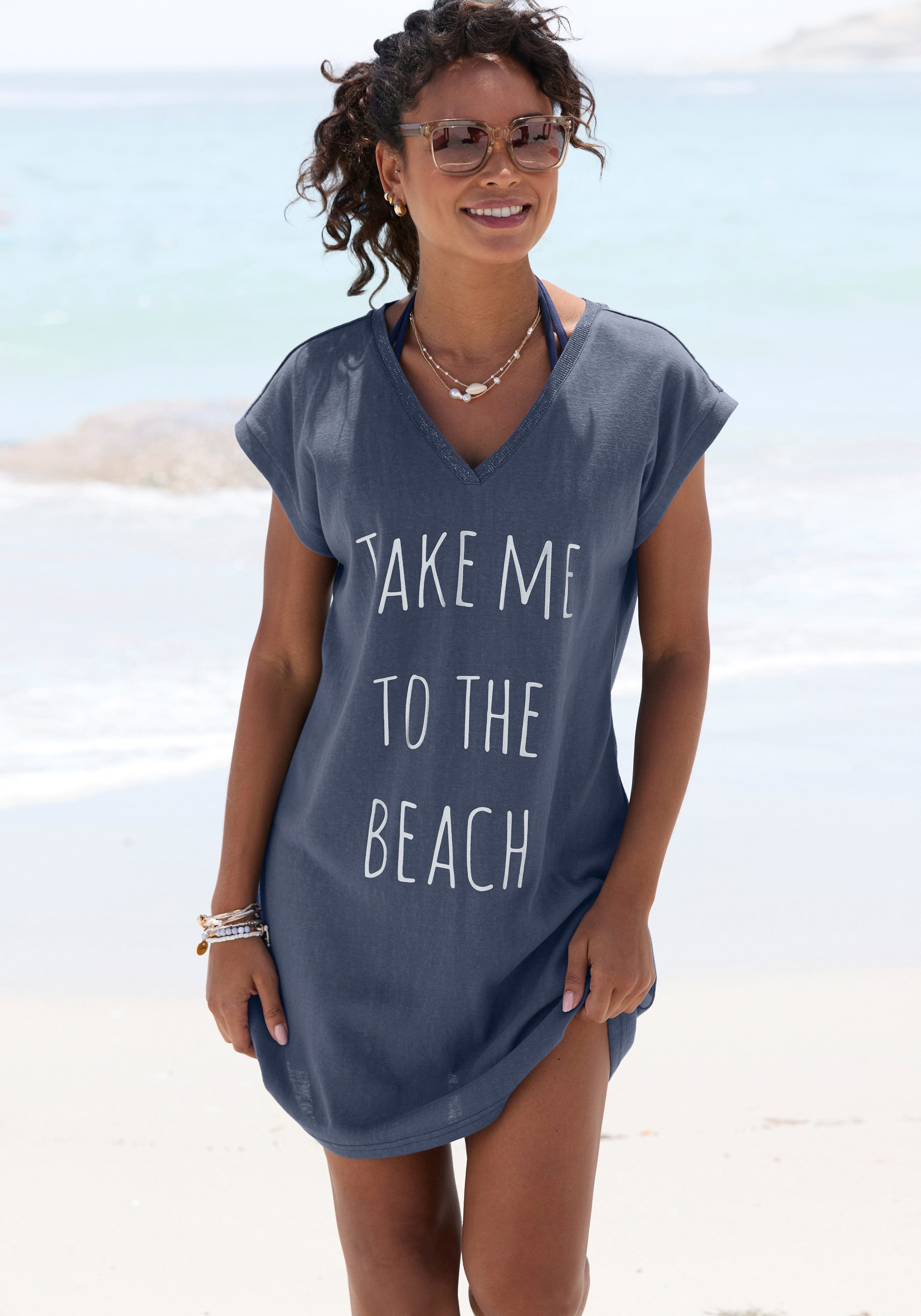 Beachtime by Lascana Longshirt mit glänzendem Foliendruck vorne, kurzes T-Shirt-Kleid lockeres Jerseykleid, luftiges Sommerkleid, kurzes Strandkleid