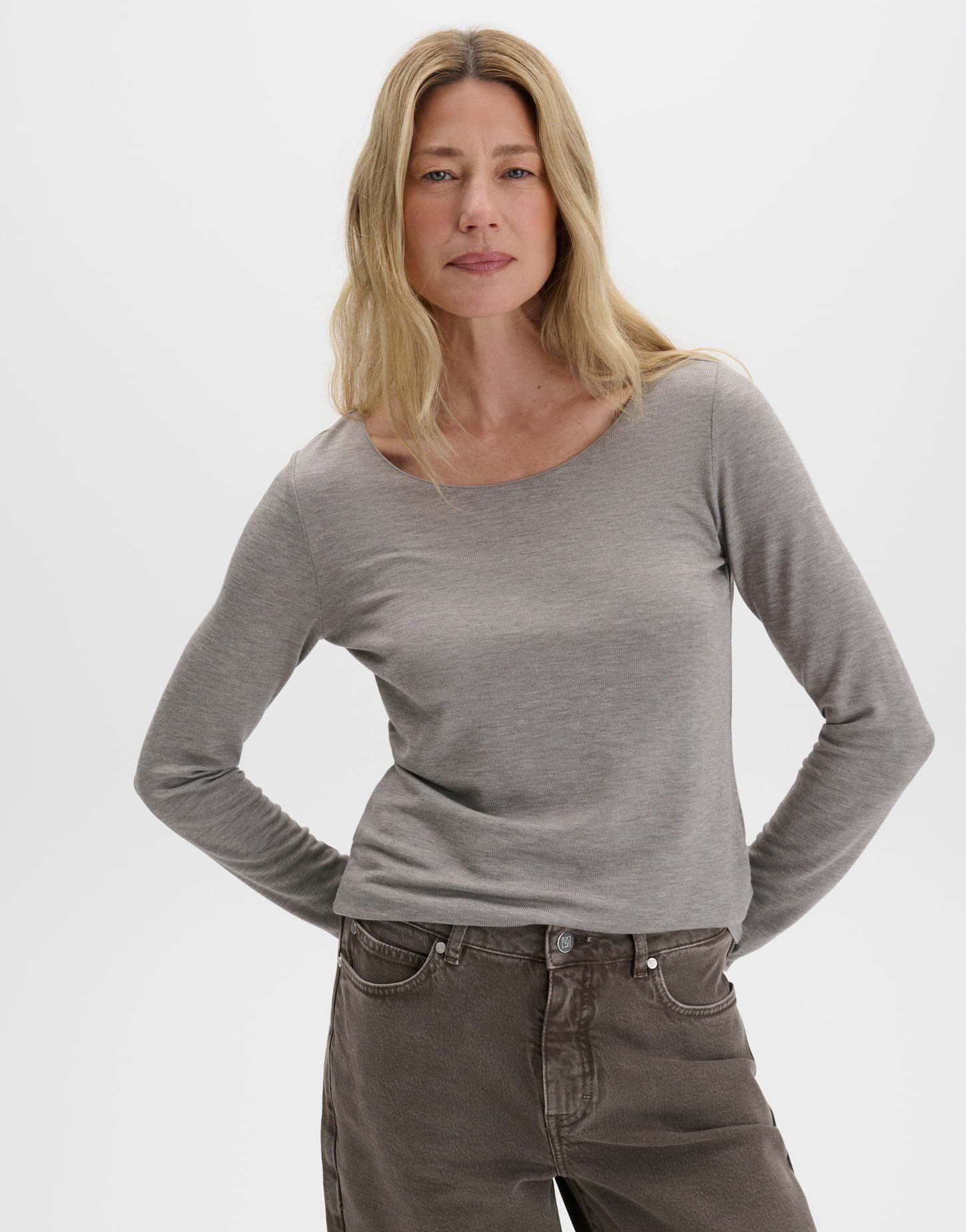 someday Langarmshirt Kirosa soft long aus fließender Viskose Gerader Schnitt mit Rundhalsausschnitt für vielseitige Layerings