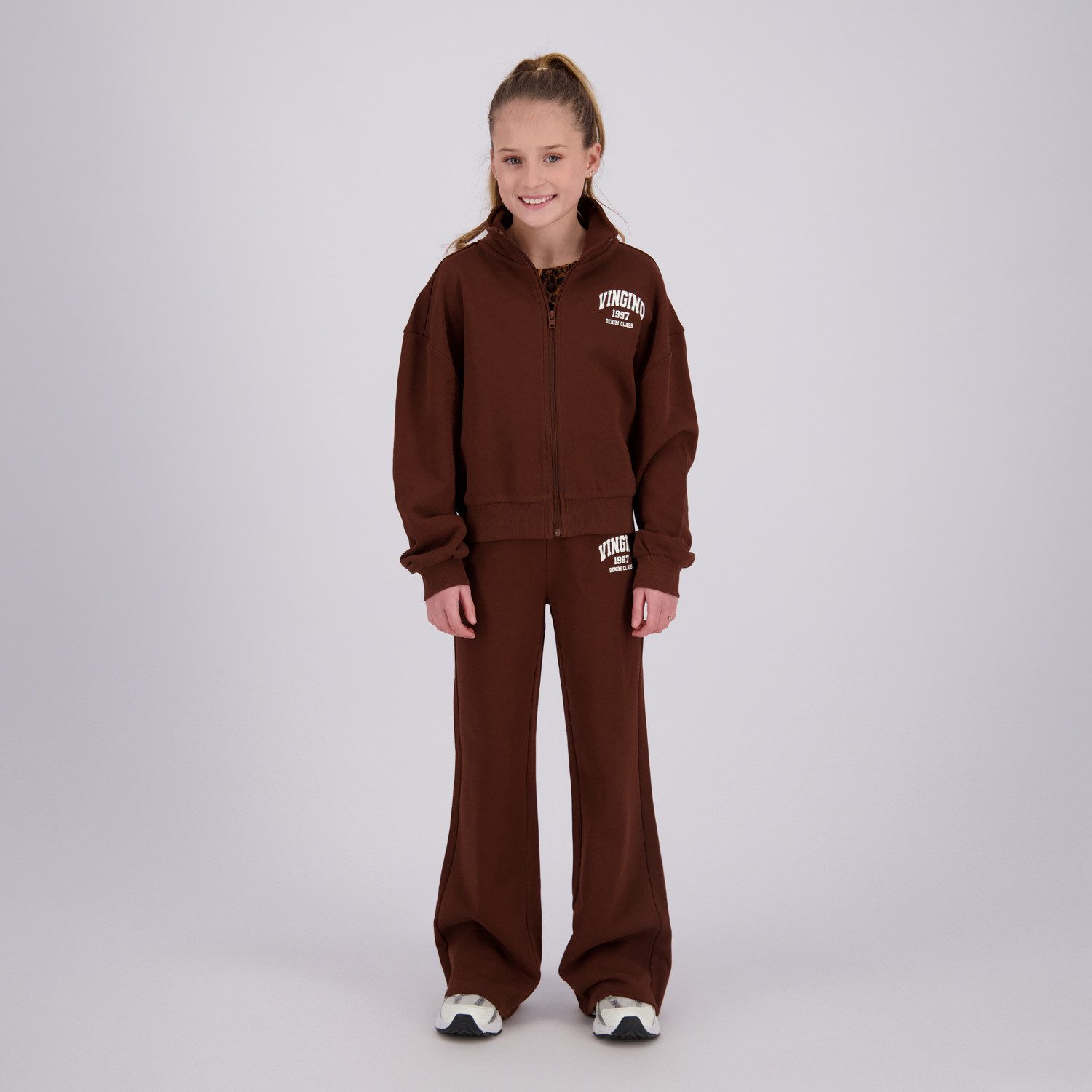 Vingino Sweatjacke mit Stehkragen / kurze Formm / für Girls