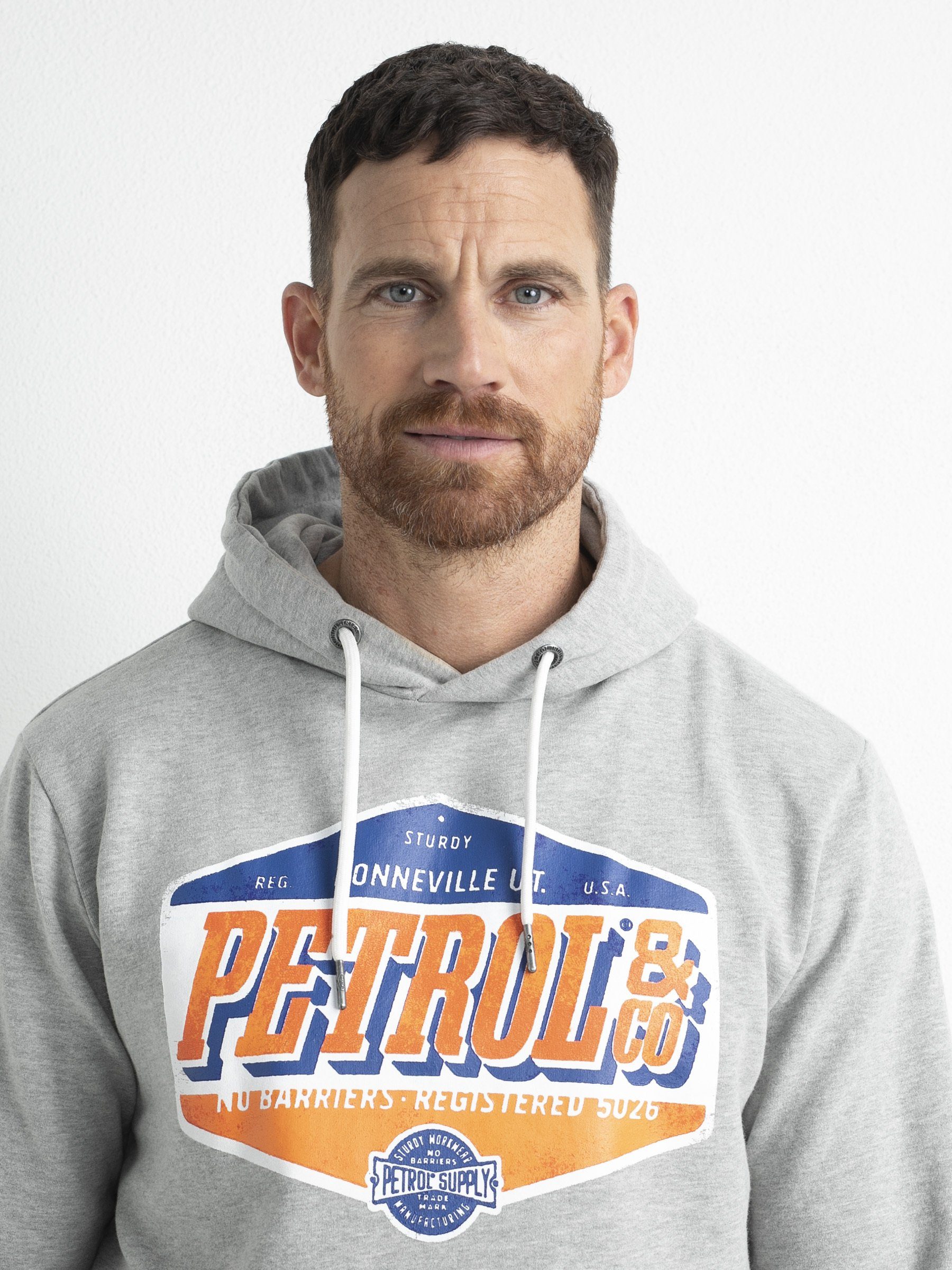 Petrol Industries Hoodie Pullover Hoodie mit Kapuze Sweater Hooded Print grau