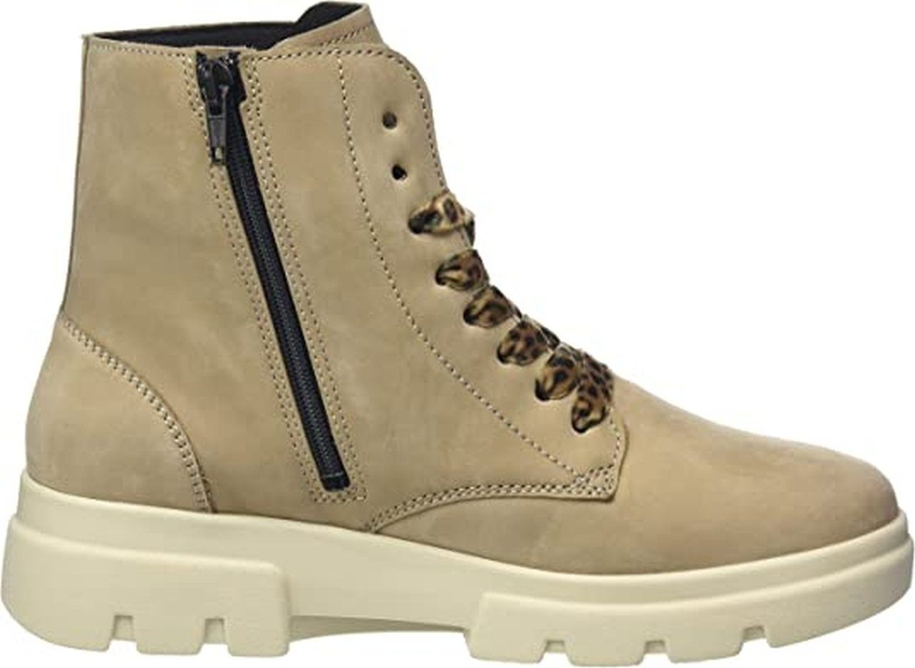 BERKEMANN Sanja Schnürboots