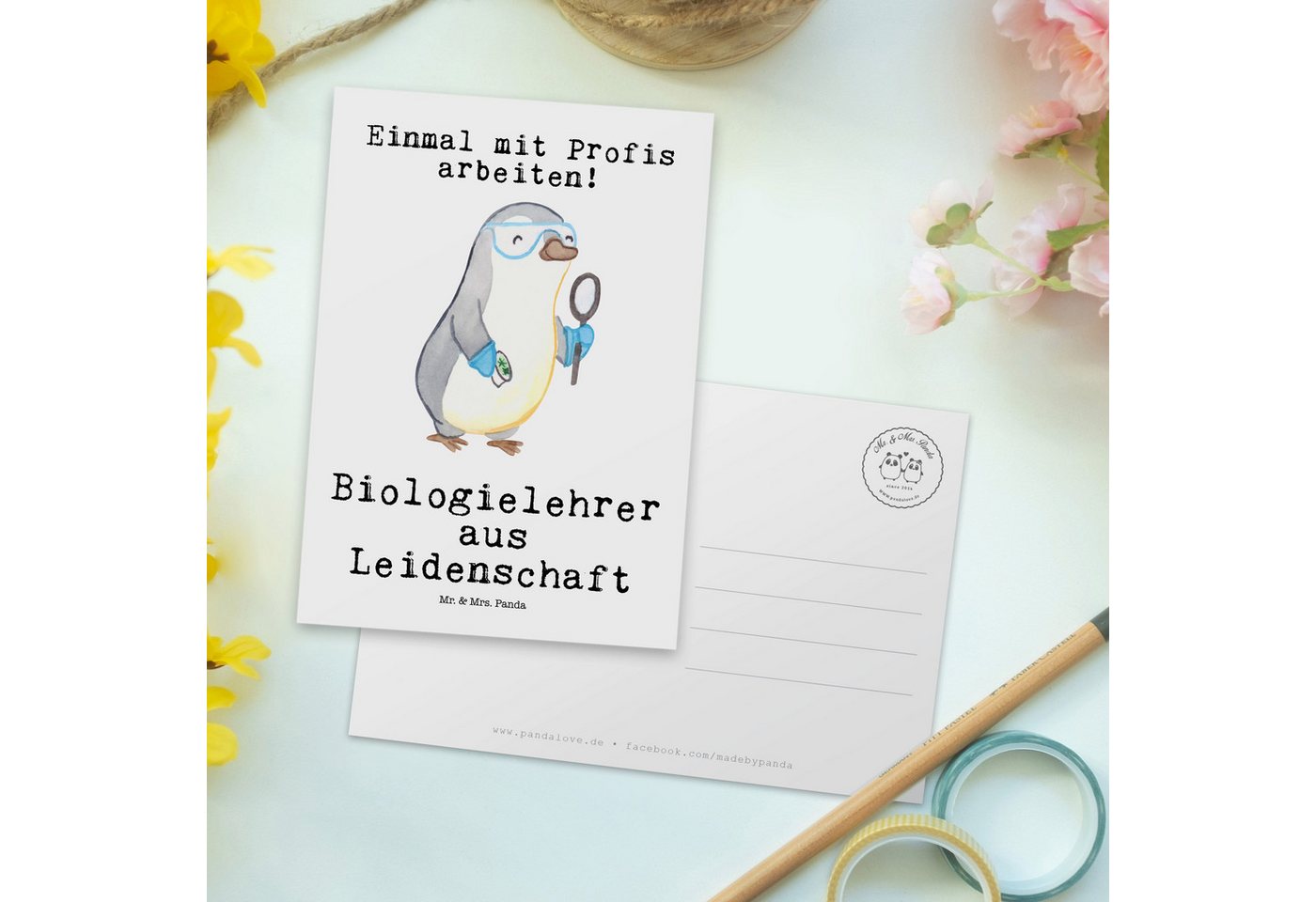 Thumbnail - Mr. & Mrs. Panda Postkarte Biologielehrer Leidenschaft - Weiß - Geschenk, Abschied, Biounterrich, Charmantes Design