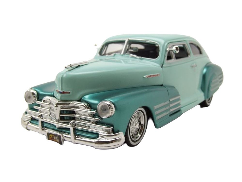Modellauto Chevrolet Aerosedan Fleetline 1948 grün