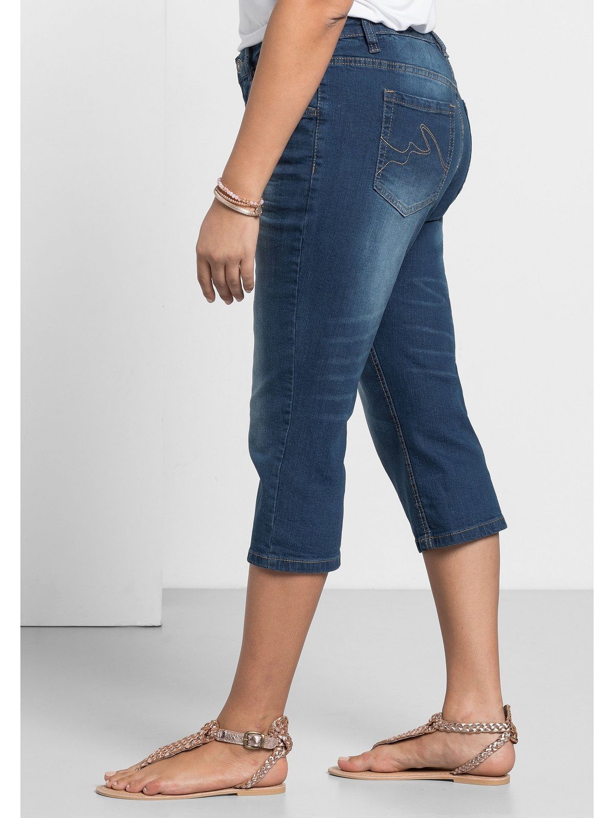 Größen 3/4-Jeans mit Die Used-Effekten Große Schmale Sheego