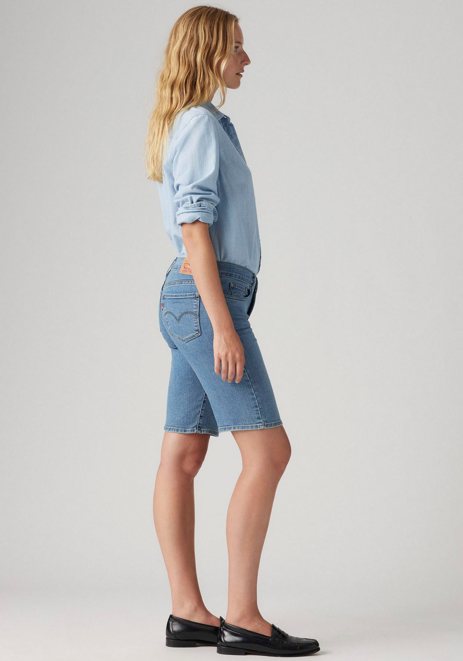 Levi's® Shorts SHAPING BERMUDA Sommerhose im Five-Pocket Style – Bild 4 von 5