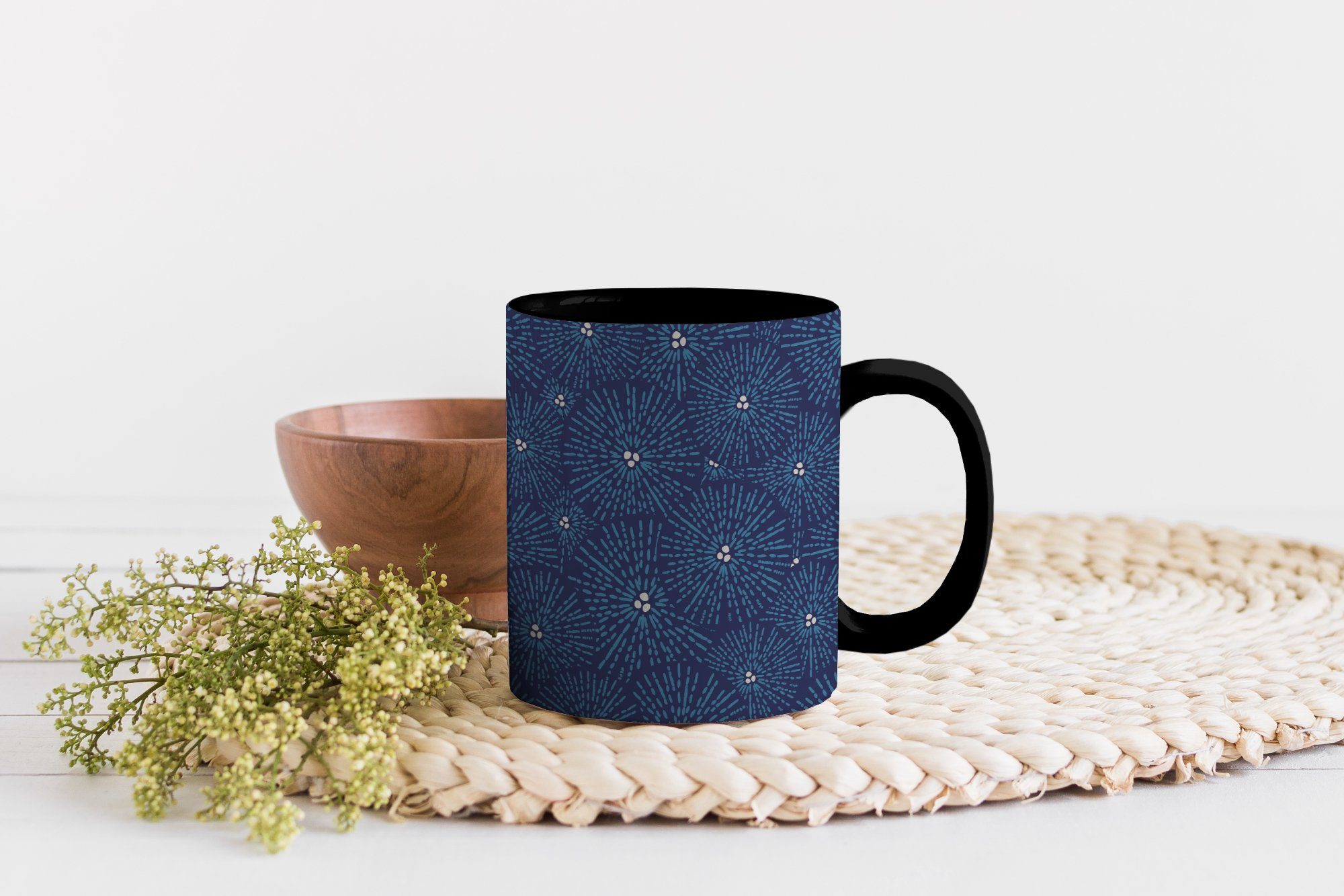MuchoWow Tasse Blumen - Japanisch Farbwechsel, - Kaffeetassen, Muster Teetasse, Keramik, Zaubertasse, - Geschenk - Weiß, Blau