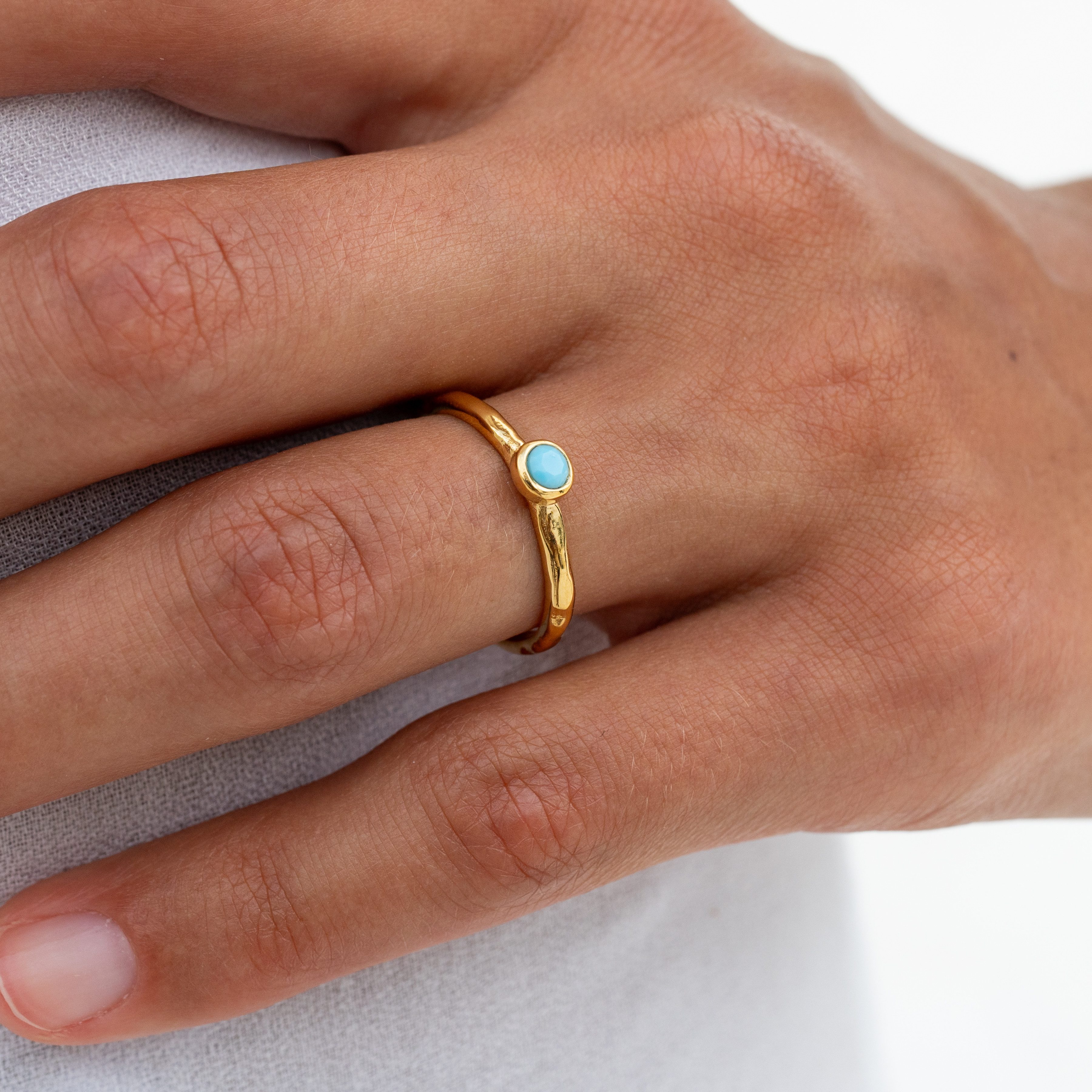 Made by Nami Goldring Damen Ring Gold mit türkisfarbenem Stein verstellbar günstig online kaufen