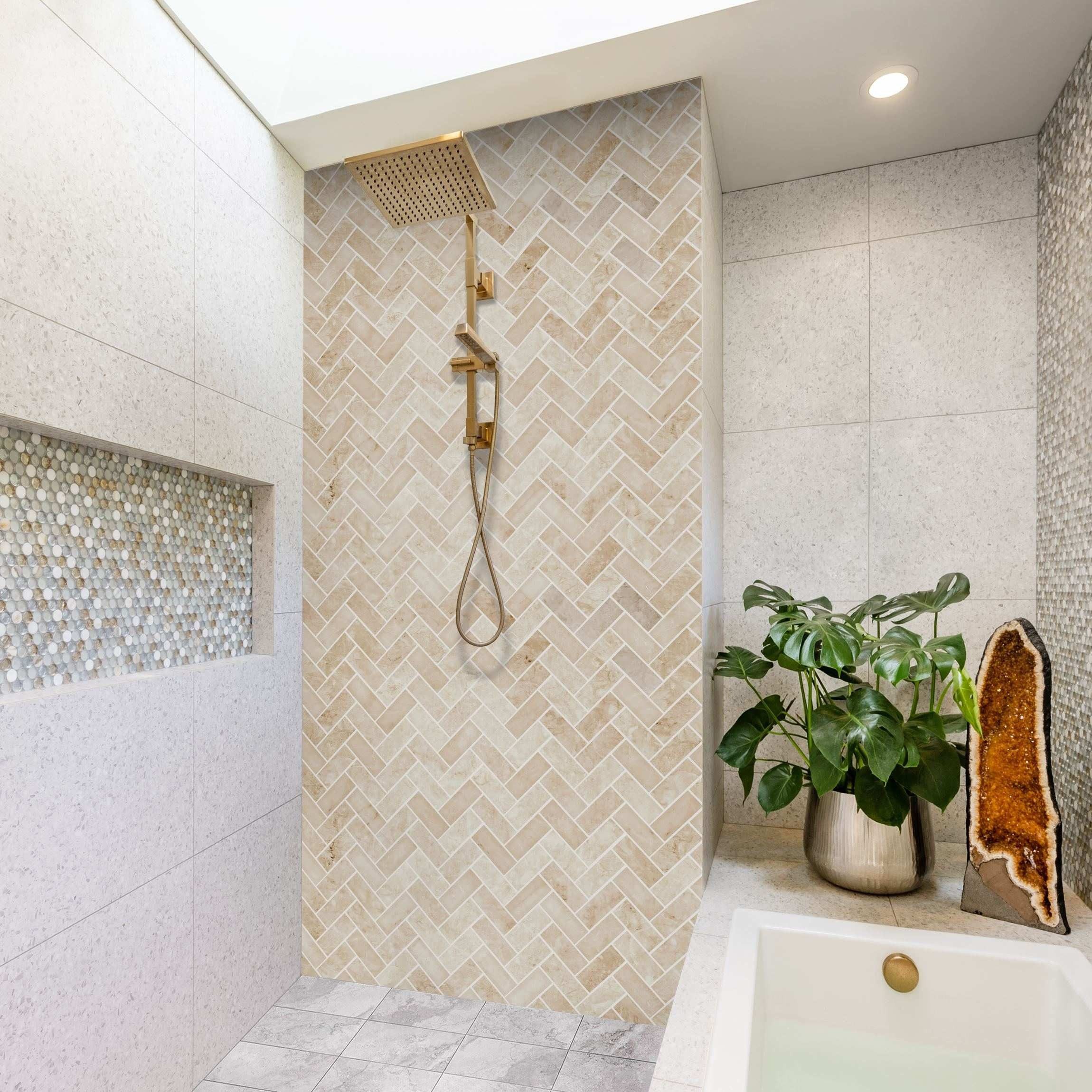 Bilderdepot24 Duschrückwand Marmor Fliesenoptik beige Badrückwand ohne Bohren, (1-tlg., 0,61 mm starke Folie selbstklebend Wandpaneele Dusche versch. Größen), fugenlose & wasserfeste Motiv Rückwand Wandverkleidung für Duschkabine
