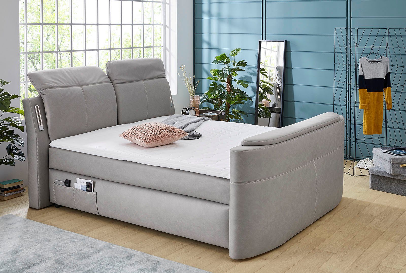 Jockenhöfer Gruppe Boxspringbett Movie Star in der Größe 180x200cm, mit versenkbarem TV-Lift und Fernbedienung, verstellbare Kopfstützen
