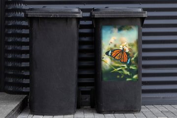 MuchoWow Wandsticker Schmetterling - Blumen - Garten (1 St), Mülleimer-aufkleber, Mülltonne, Sticker, Container, Abfalbehälter