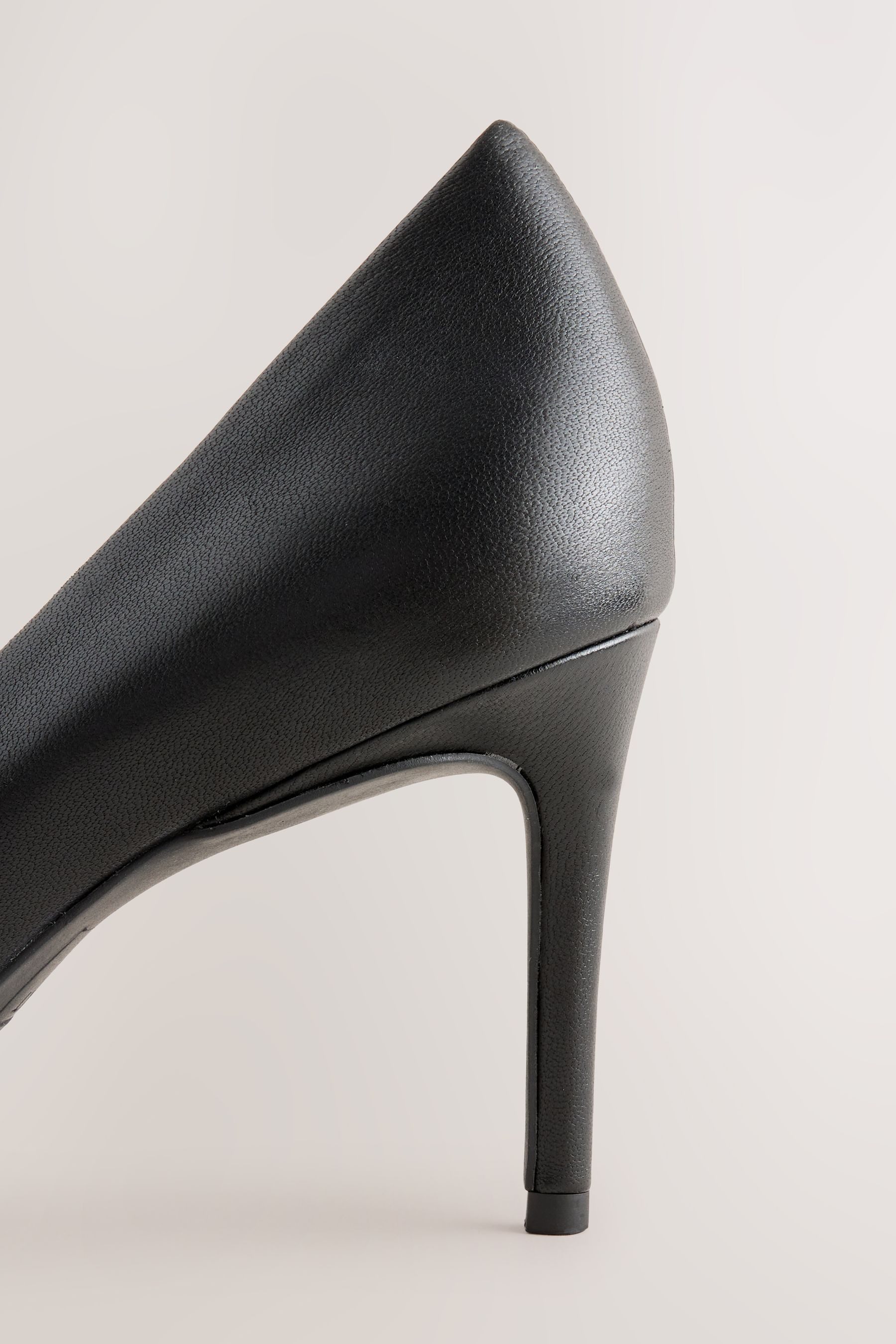 Next Forever Comfort® mittelhohe Pumps aus Leder High-Heel-Pumps