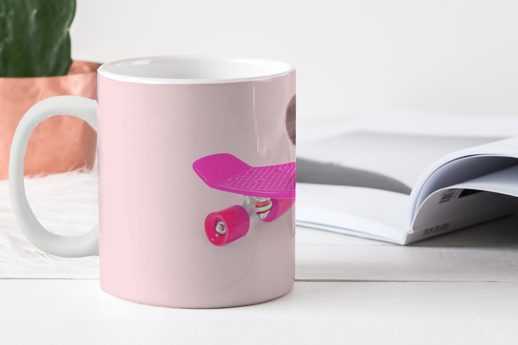 Teetasse, Tasse Becher, Rosa, Geschenk - Skateboard Katze - Keramik, MuchoWow Kaffeetassen, Teetasse, Tiere - Kätzchen -