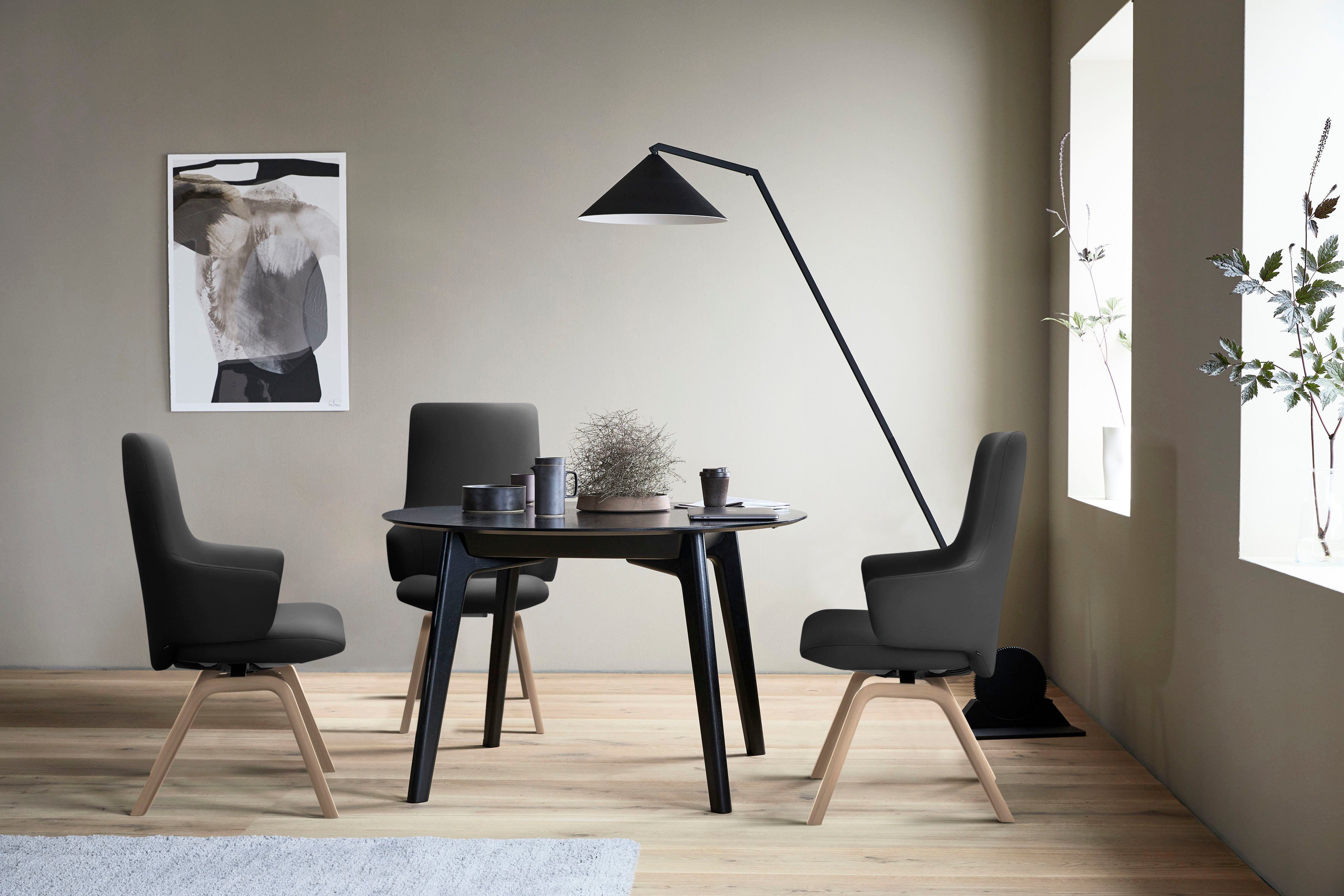 Stressless® Polsterstuhl Laurel, High Back mit Armlehne, Größe L, mit schräggestellten Beinen in Eiche
