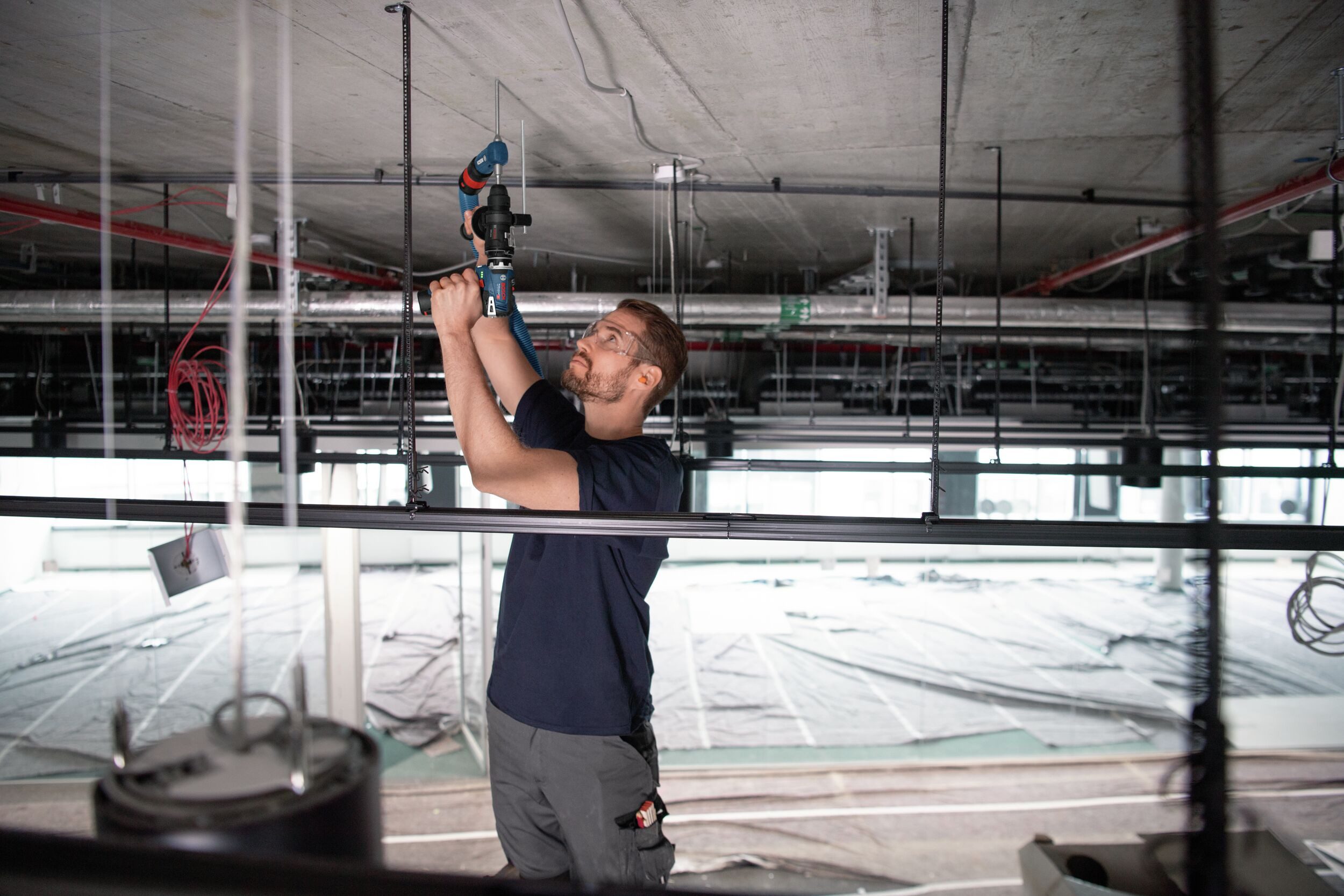 BOSCH Akku-Bohrschrauber GSR 12V-35 FC, 12 V, Mit 2x Akku 3 Ah & GFA 12-E - in L-BOXX 102