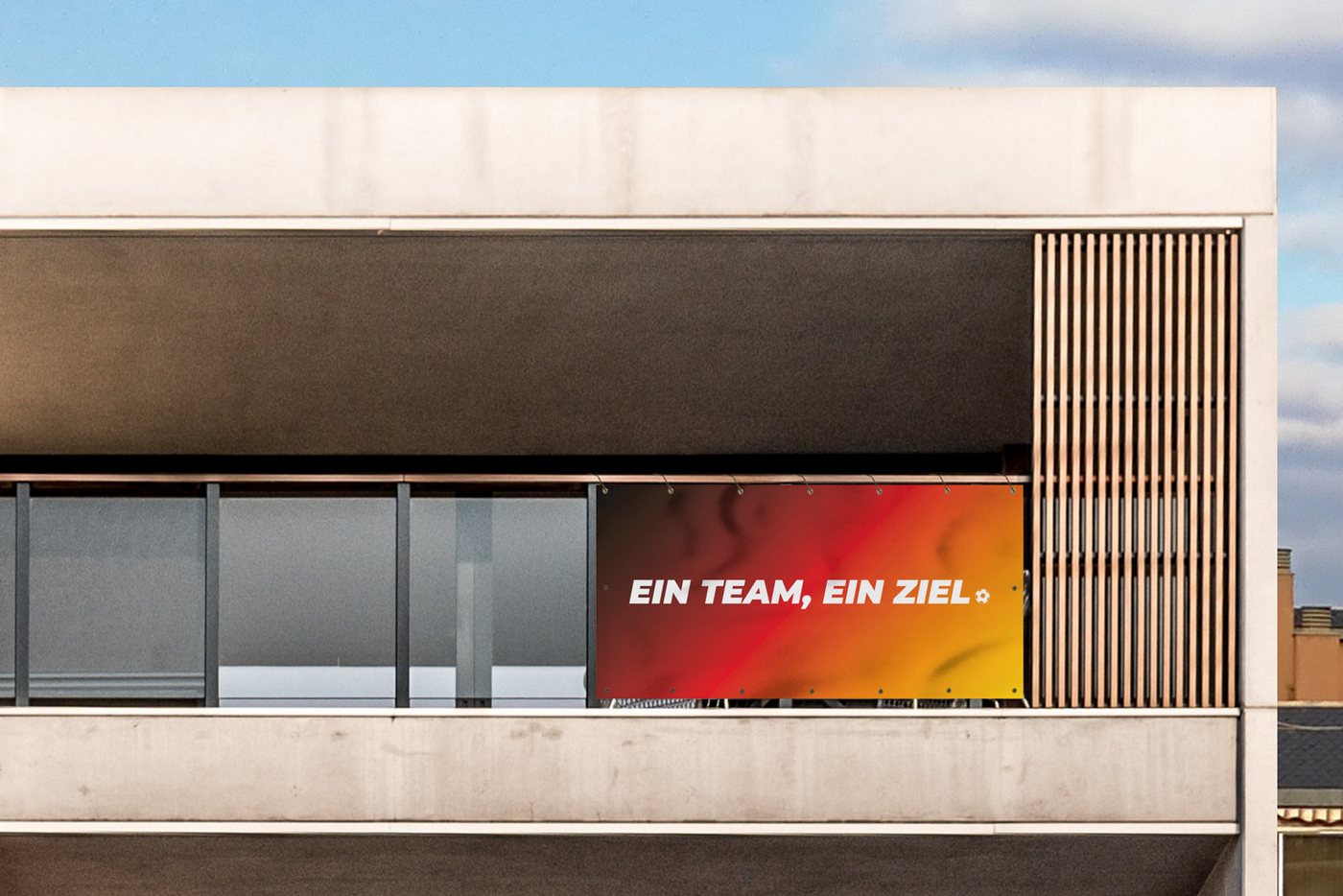 Thumbnail - MuchoWow Balkonsichtschutz Ein Team Ein Ziel - Fußball - EM 2024 - Fußbälle (1-St) Balkon Sichtschutz 90x200, Windschutz...
