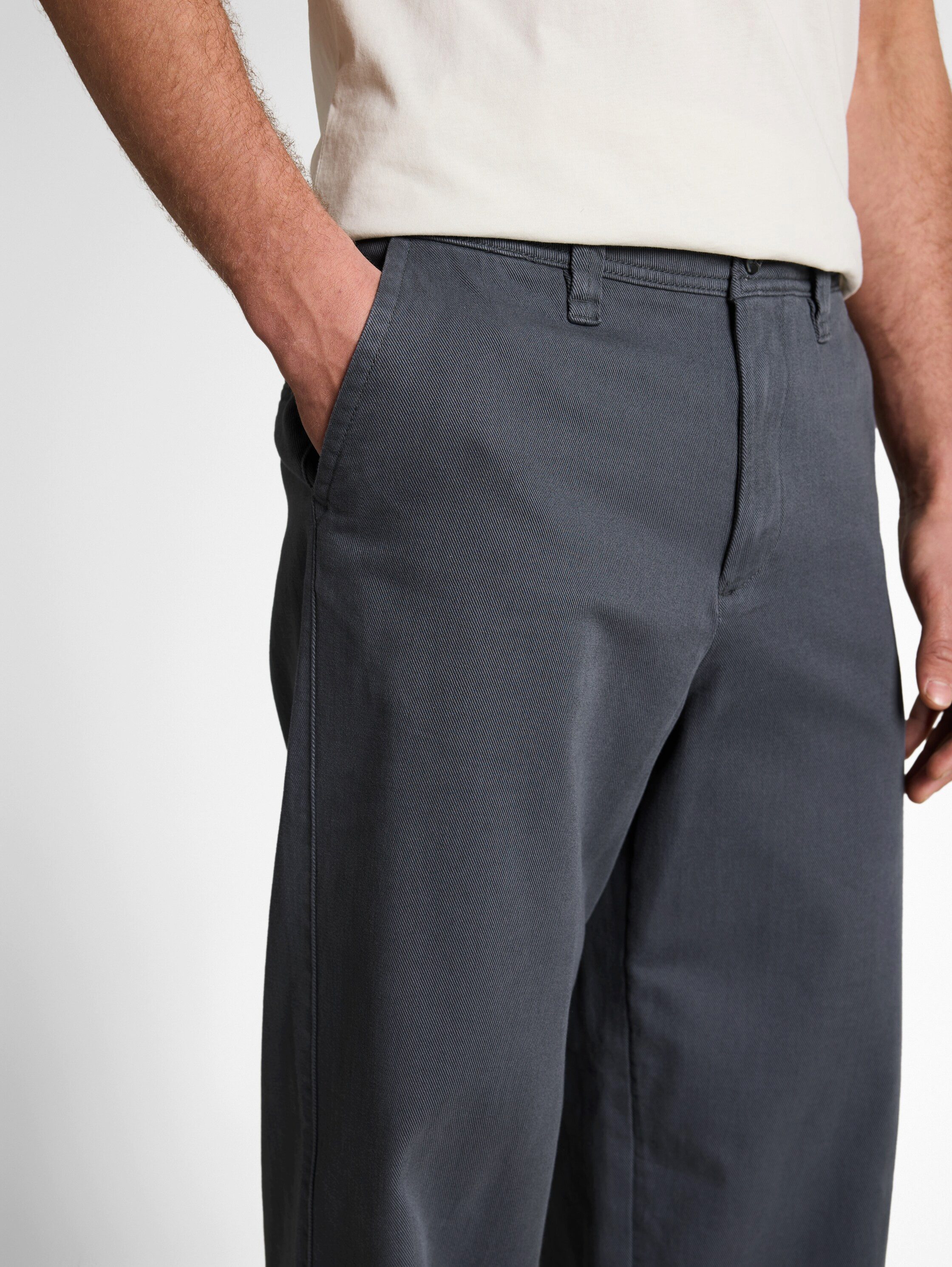 TOM TAILOR Denim Chinohose aus Baumwolle und im Loose Fit