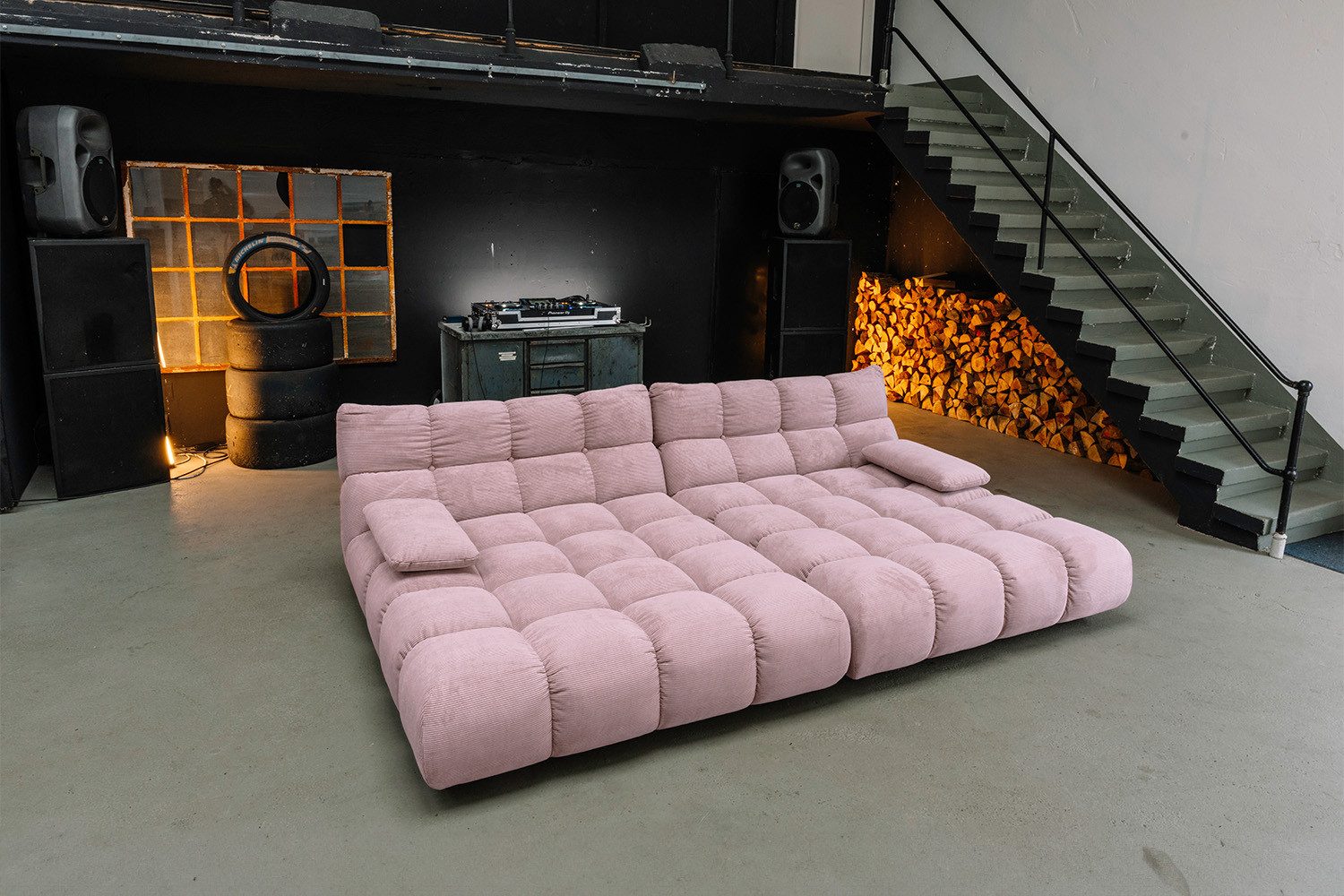 KAWOLA Big-Sofa VIVIEN Riesensofa Cord - Entspannung pur - Modernes Wohnen, XXL Couch mit Feincord Bezug – Maximaler Komfort, Top Design