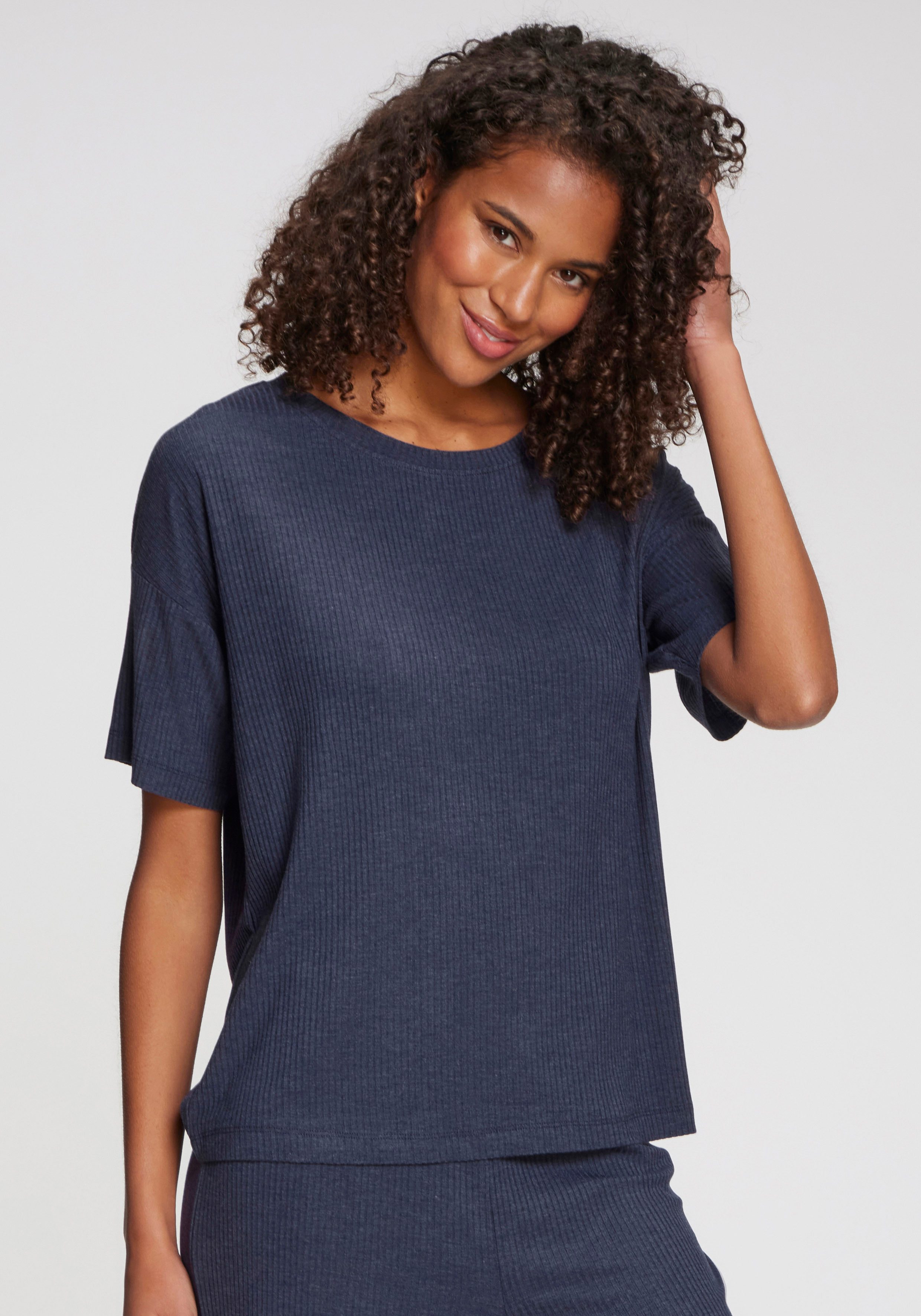 s.Oliver Pyjamaoberteil aus weicher Rippqualität. € 19,99