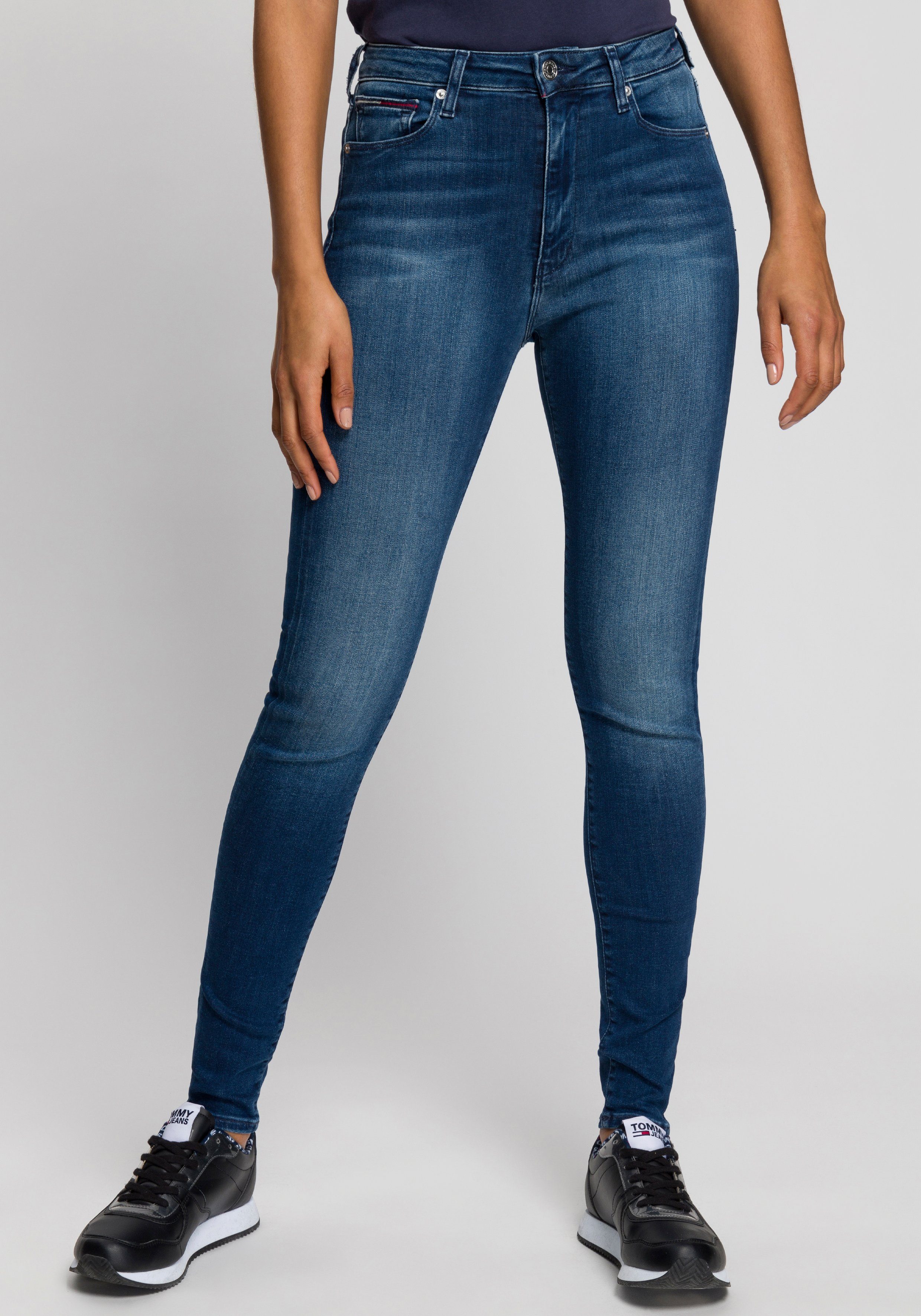 Tommy Джинси Skinny-fit-Jeans SYLVIA HR SUPER SKNY Hochwertige Materialien für einen bequemen und perfekten Sitz.