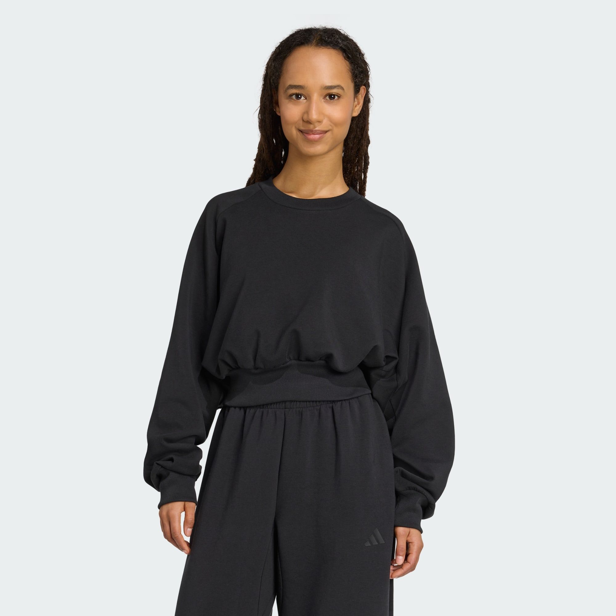 adidas Sportswear Sweatshirt SOFT LUX SWEATSHIRT, LOCKER GESCHNITTEN (1-tlg)