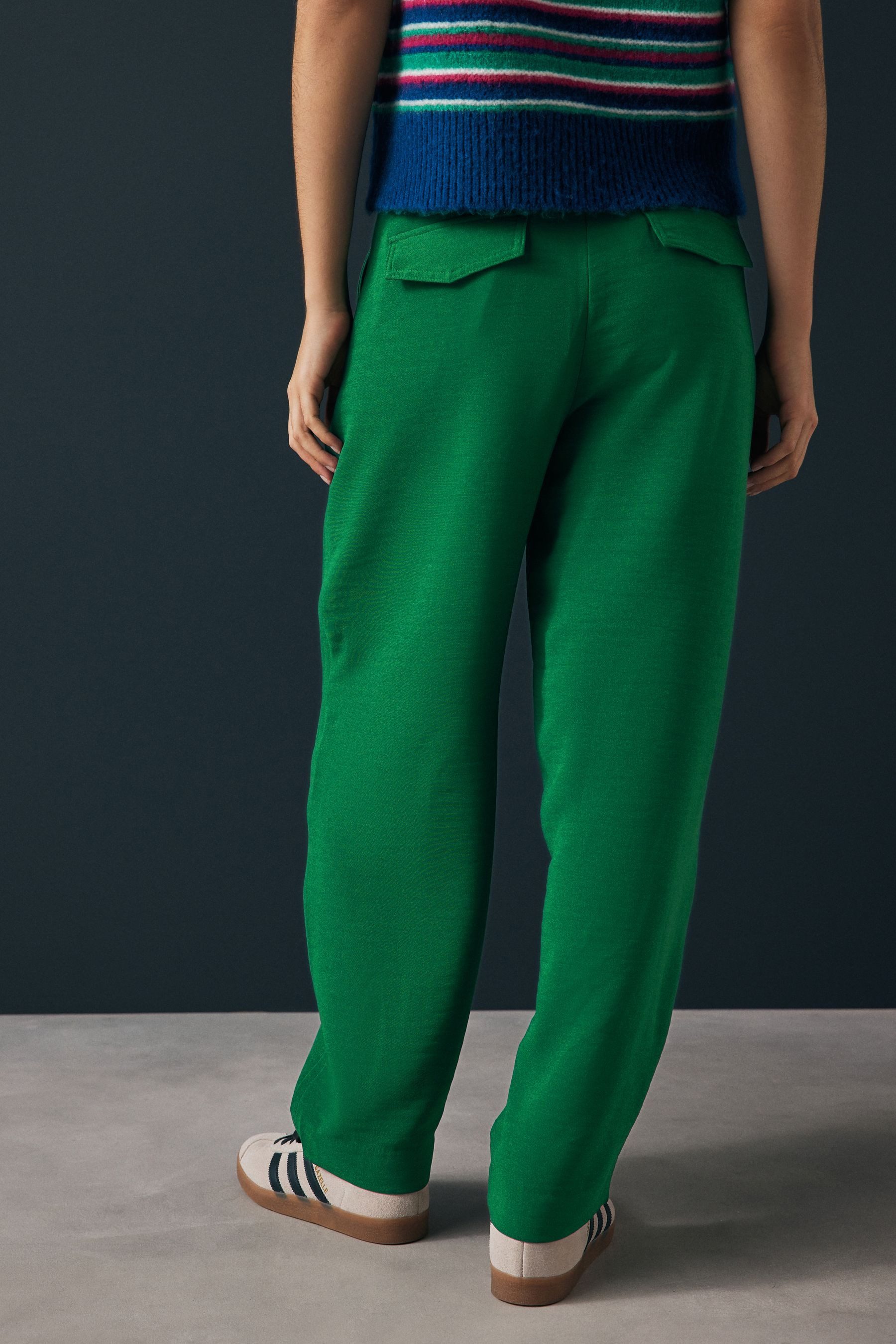 Next Bundfaltenhose Barrel-Leg-Hose aus Crêpe (1-tlg) günstig online kaufen