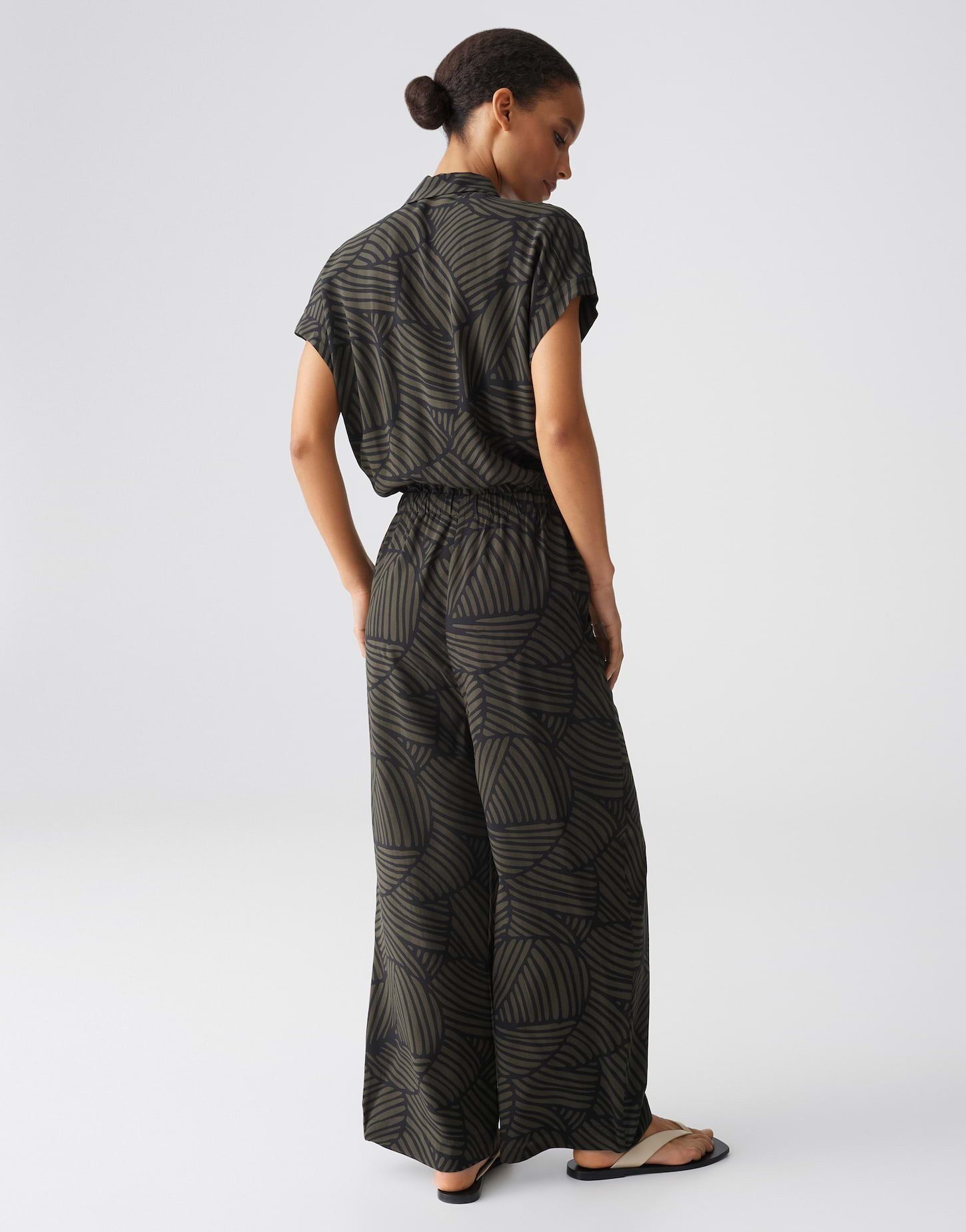 OPUS Jumpsuit Mendie botanical Mit Eingrifftaschen für praktische Alltagslooks