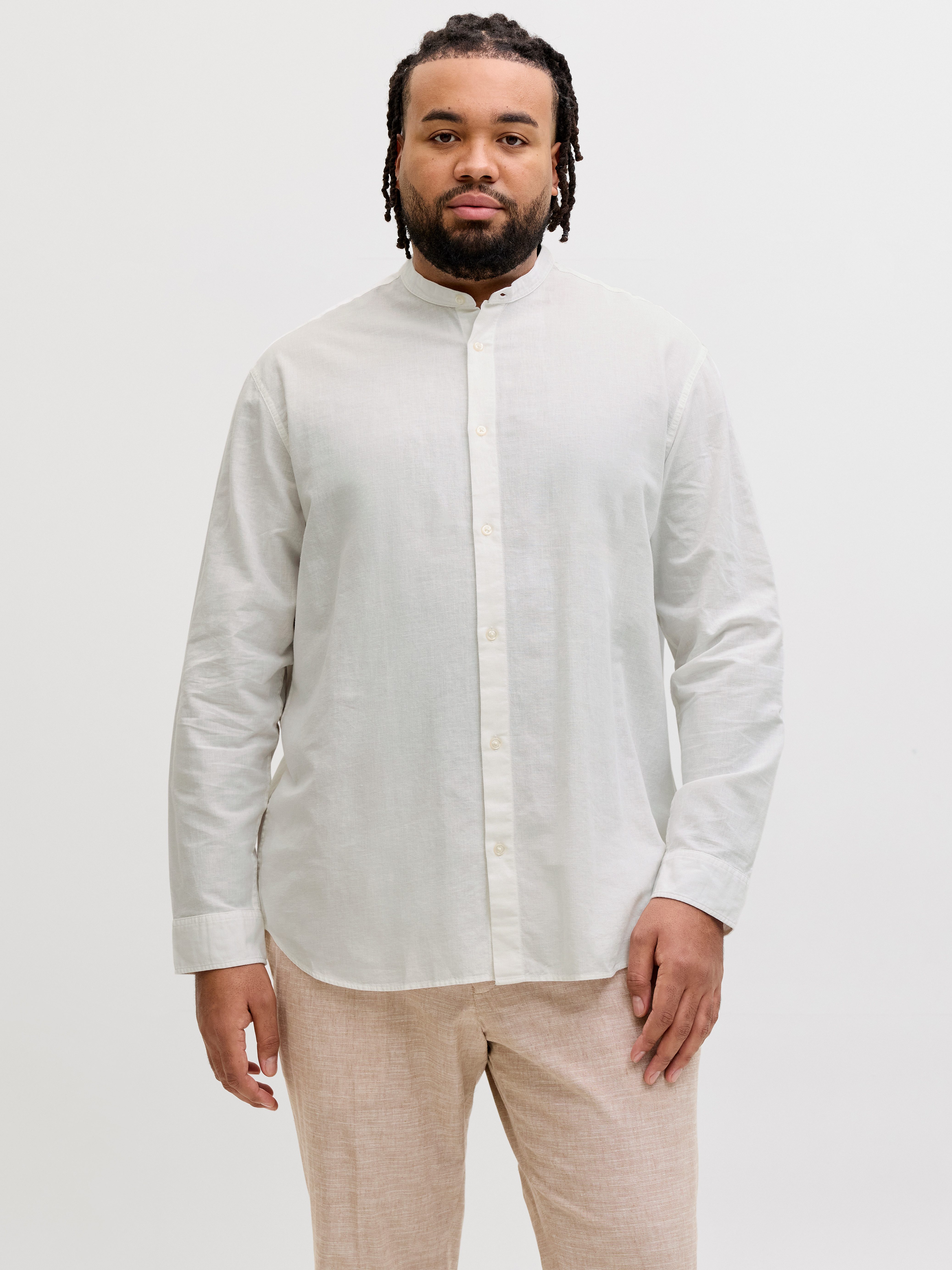 Jack & Jones PlusSize Langarmhemd JJEBREEZE LINEN BLEND BAND SHIRT L PLS mit Stehkragen