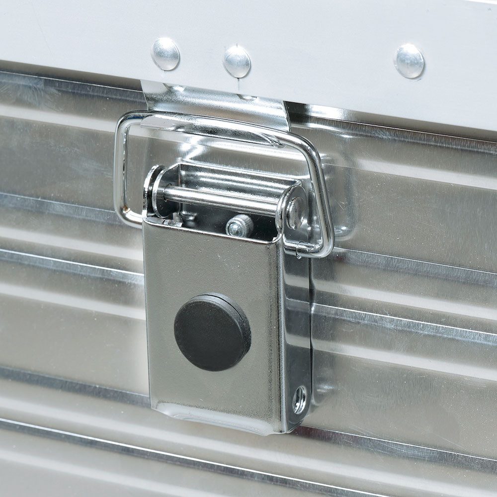 BRB-Lagertechnik Aufbewahrungsbox Aluminium-Behälter, LxBxH 645x455x305 mm, 69 Liter, staub- und spritzwasserdicht, Schutzecken/Umlaufsicken zur Verstärkung