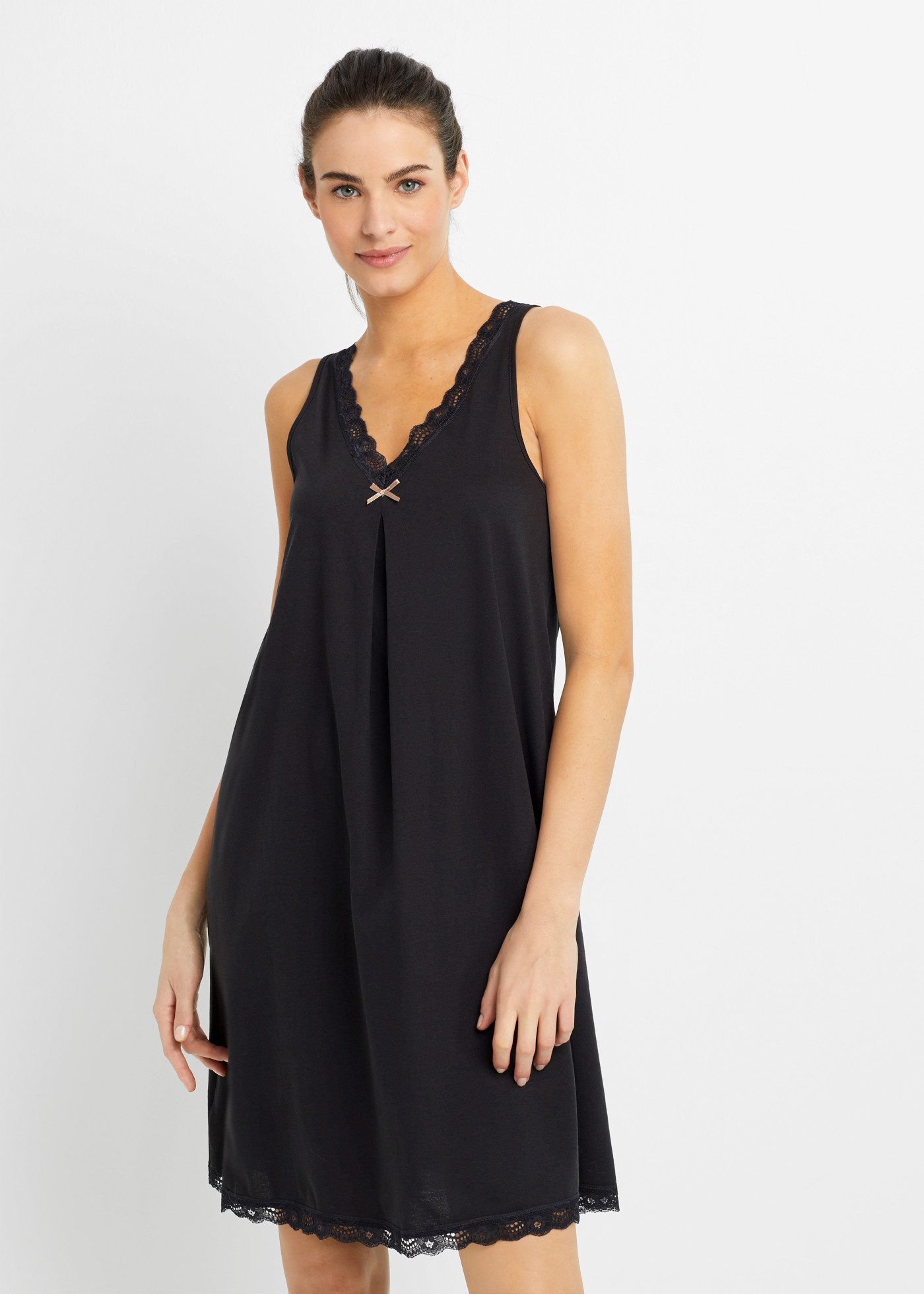 bonprix Nachthemd fließendes Nachtkleid, mit zarten Spitzendetails, ärmellos