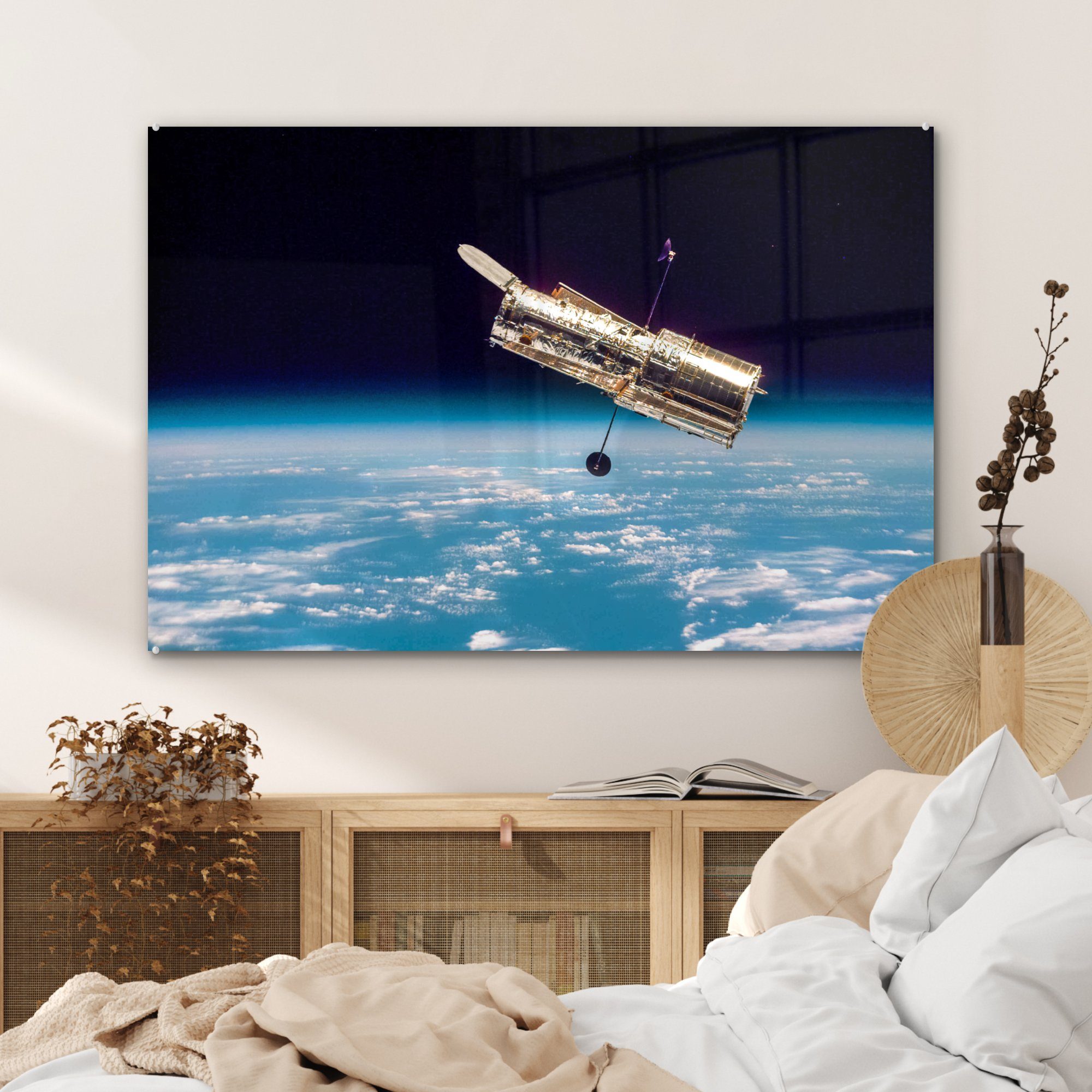 Schlafzimmer Nasa - (1 Acrylglasbild - Acrylglasbilder Wohnzimmer & St), Satellit MuchoWow Weltraum,