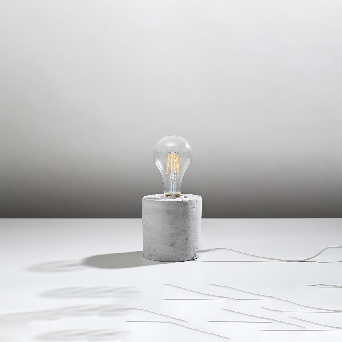 SOLLUX lighting Schreibtischlampe Tischleuchte Salgado Beton, Nicht enthalten