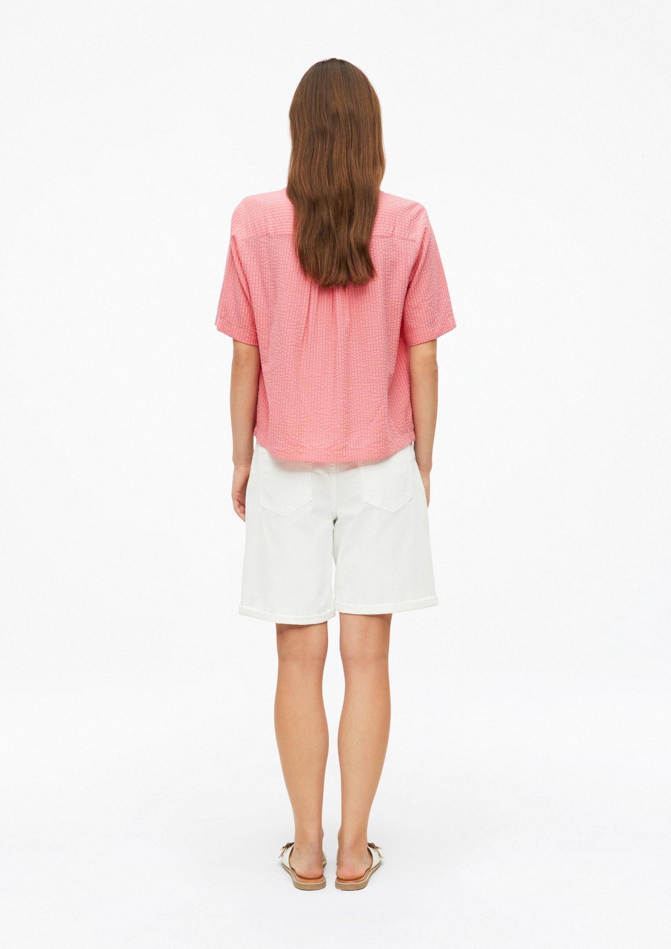 s.Oliver Kurzarmbluse Bluse Strukturierte Viskosemix-Bluse mit Raffung