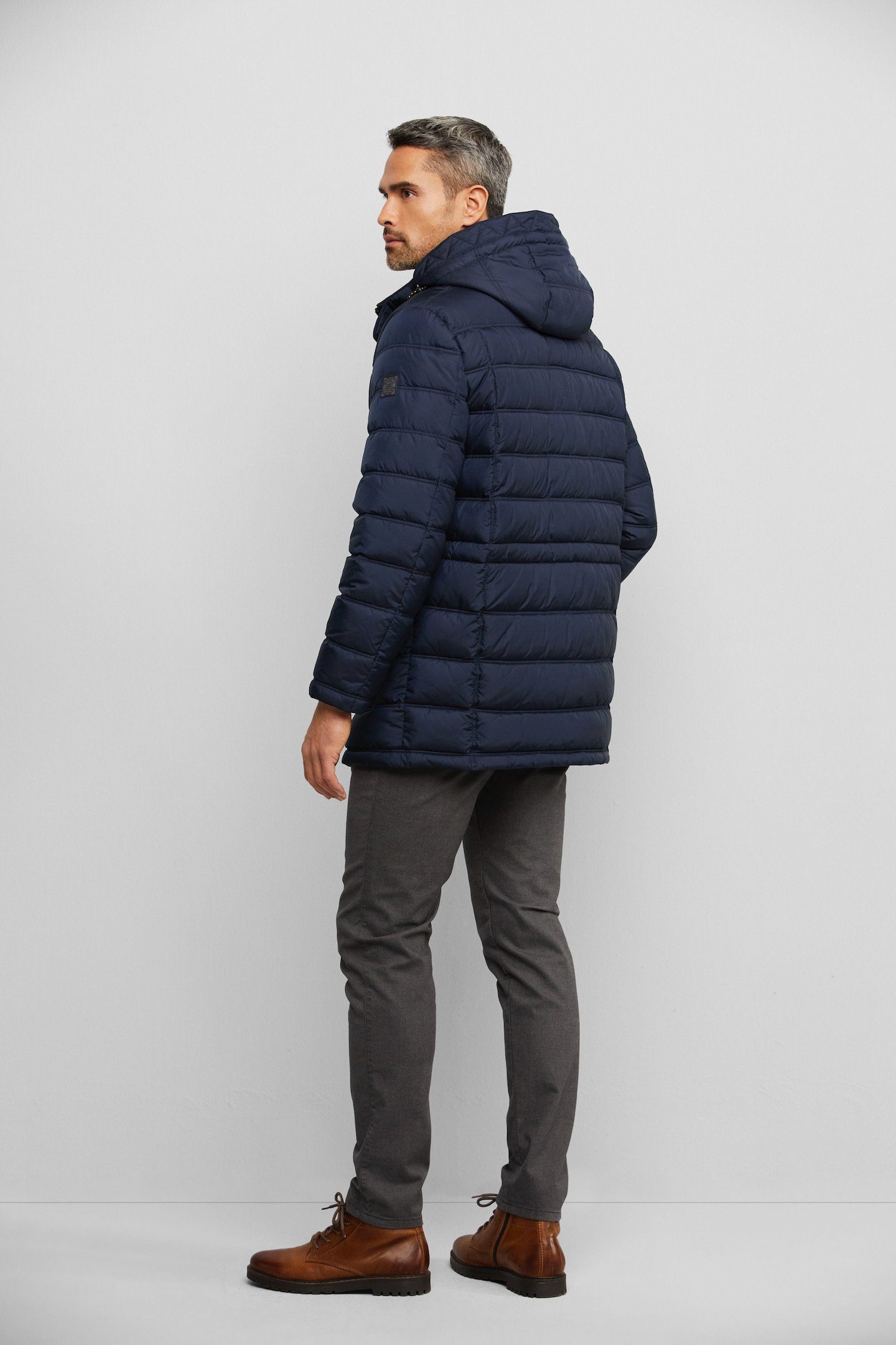 bugatti Steppjacke aus besonders leichtem Material
