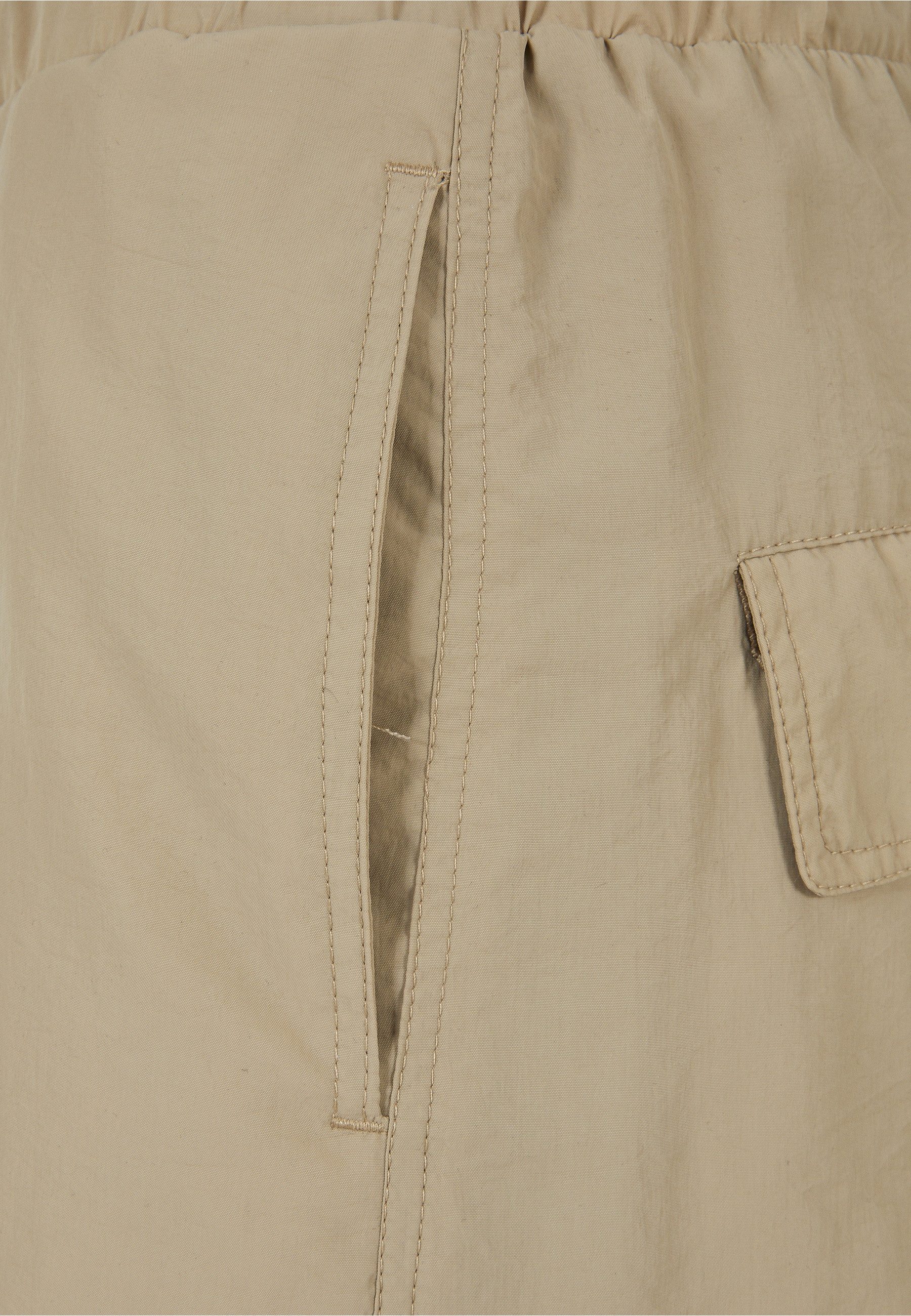 URBAN CLASSICS Stoffhose Urban Classics Damen Ladies Wide Crinkle Nylon Cargo Pants (1-tlg)