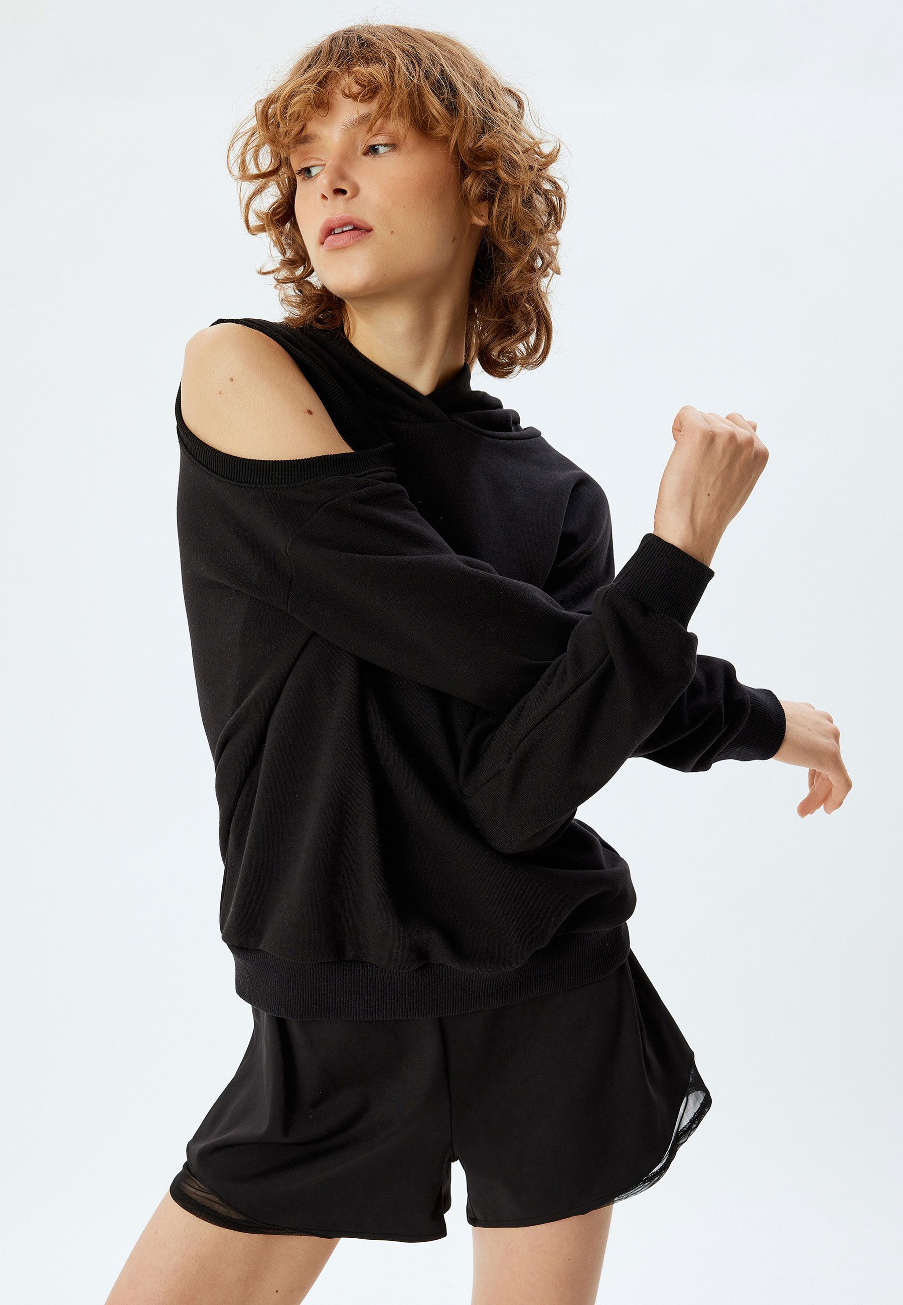 Koton Kapuzensweatshirt Kapuzenkragen Mit Ausschnitt Detail - Cut Out