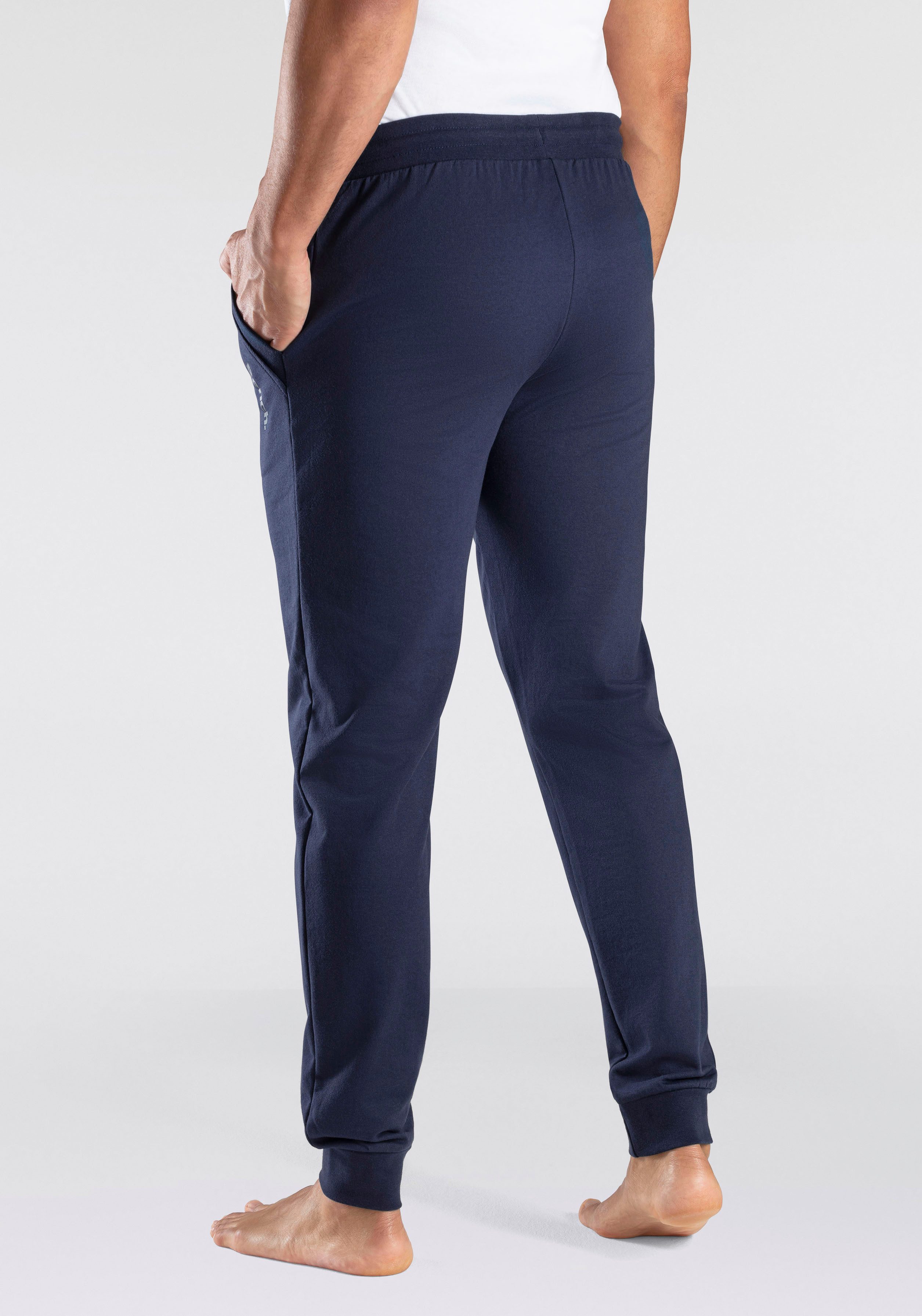 Bench. Loungewear Sweathose Jogginghose mit Kordel, aus Baumwoll-Mix