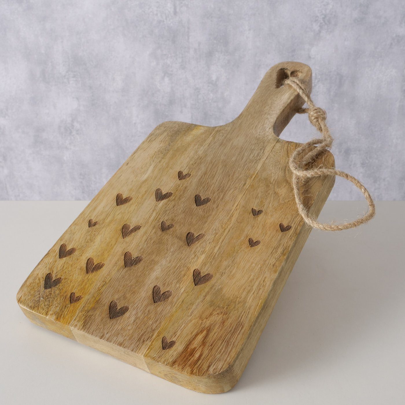 BOLTZE GRUPPE GmbH Schneidebrett Schneidebrett aus Mangoholz, Herzform, LOVELYN, Holz, (Küchenbrett)