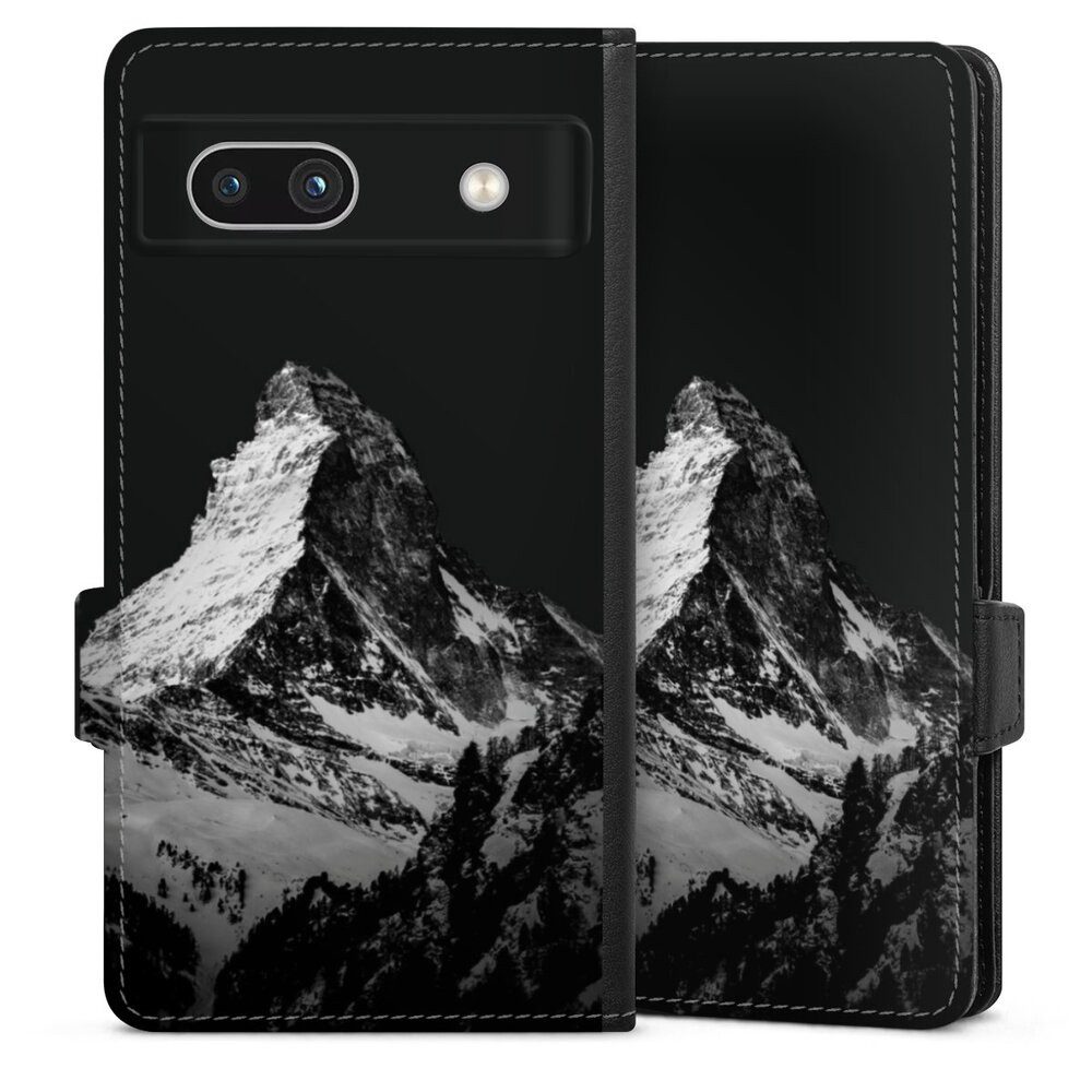 DeinDesign Handyhülle Berg Schnee Alpspitze Snow Capped Mountains Grayscale, Google Pixel 7a Hülle Handy Flip Case Wallet Cover Handytasche Leder