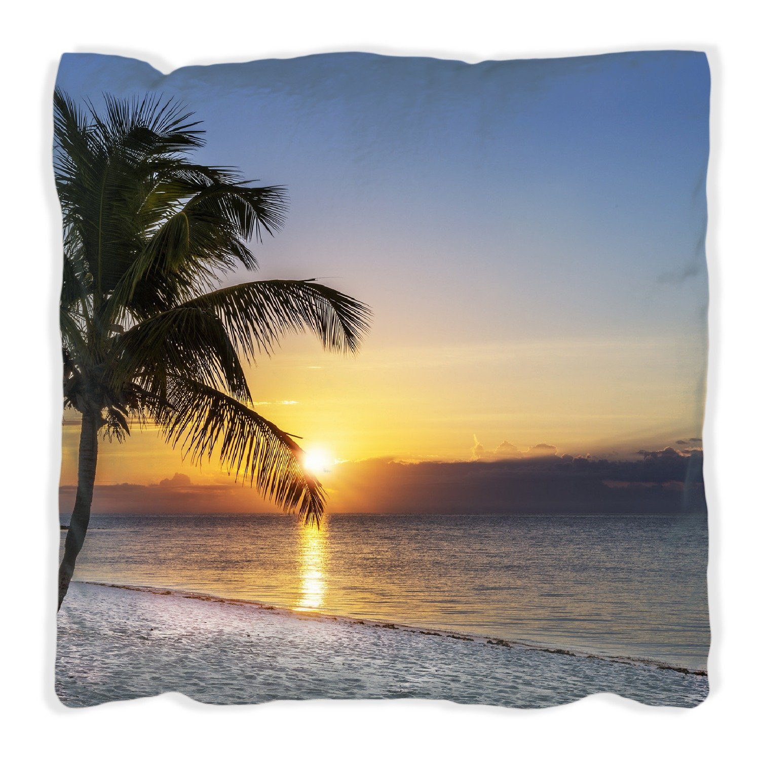 Wallario Dekokissen Palme am Strand - Sonnenuntergang über dem Meer, handgenäht