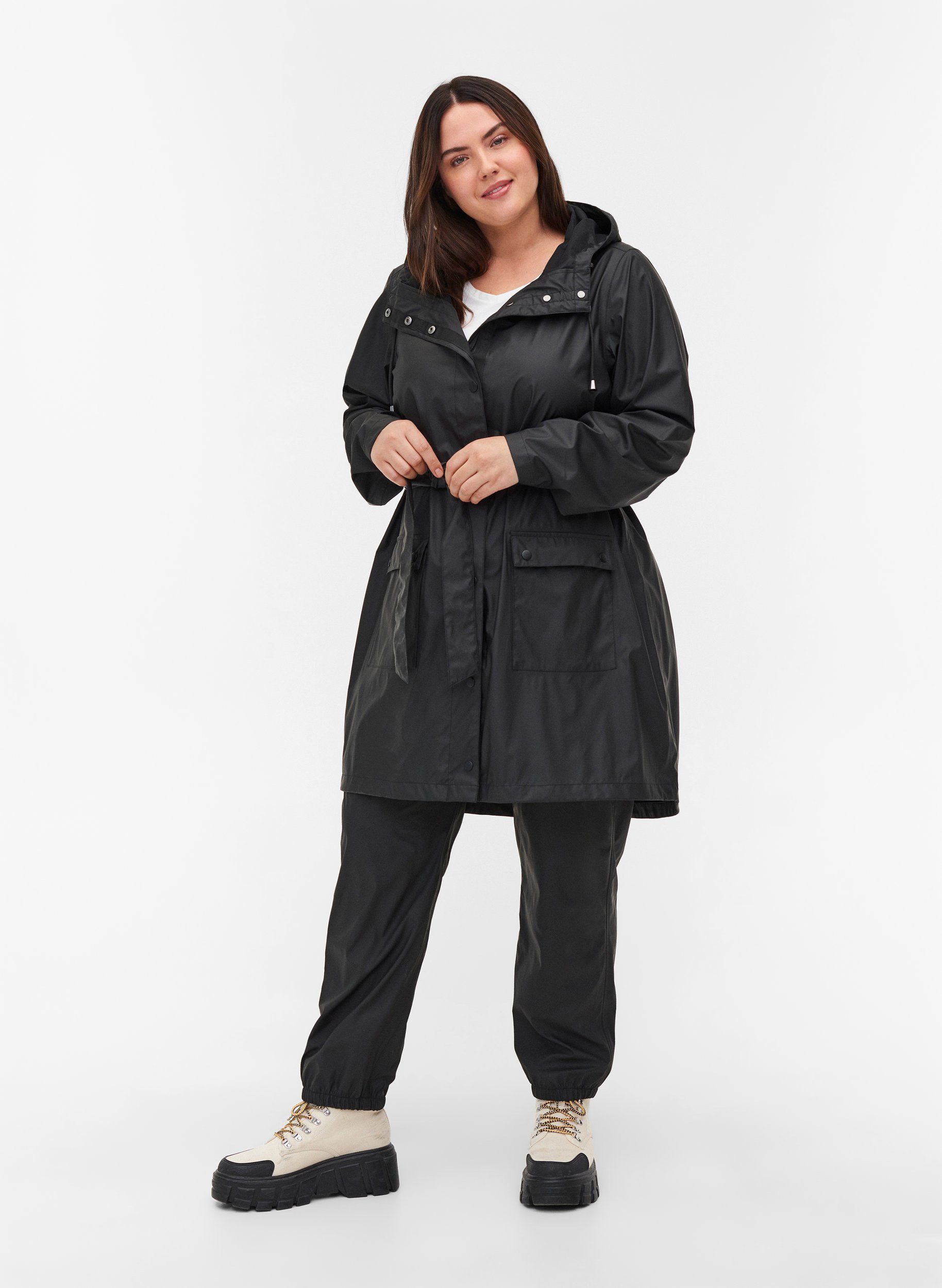 Zizzi Regenjacke Große Größen Damen Regenjacke mit Gürtel, Kapuze, Taschen  und Knöpfen online kaufen | OTTO