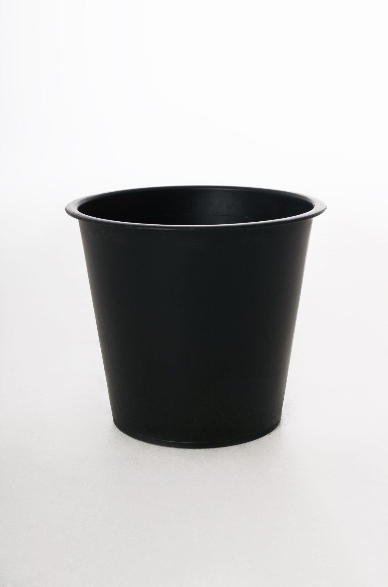 VIVANNO Pflanzeinsatz Runder Kunststoffeinsatz Ø21xH19,5 cm, Schwarz - 19,5x21 cm