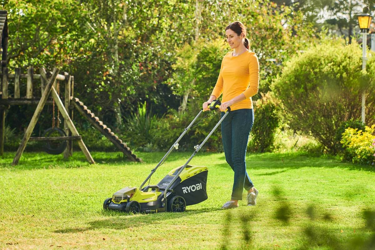 RYOBI Akkurasenmäher Akku-Rasenmäher ONE+ 18 V, 33 cm Schnittbreite, inkl 2x4,0 Ah Akku & L, (Komplett-Set)