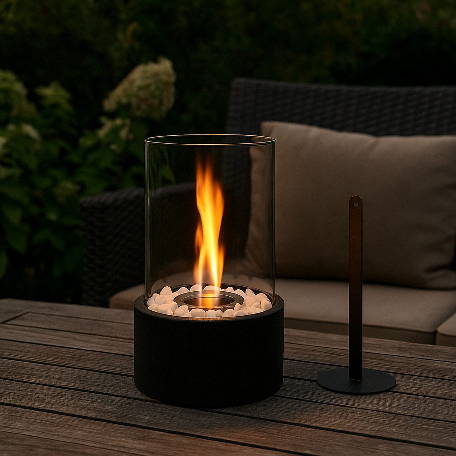 Edenoutdoor Tischfeuer Feuersäule Feuerstelle Deko-Kamin Tischkamin Feuerrohr (Tischkamin-Set, inkl. Deko-Steinchen, Flammenstempel und Zange), Indoor & Outdoor Kaminfeuer / Terrassenfeuer