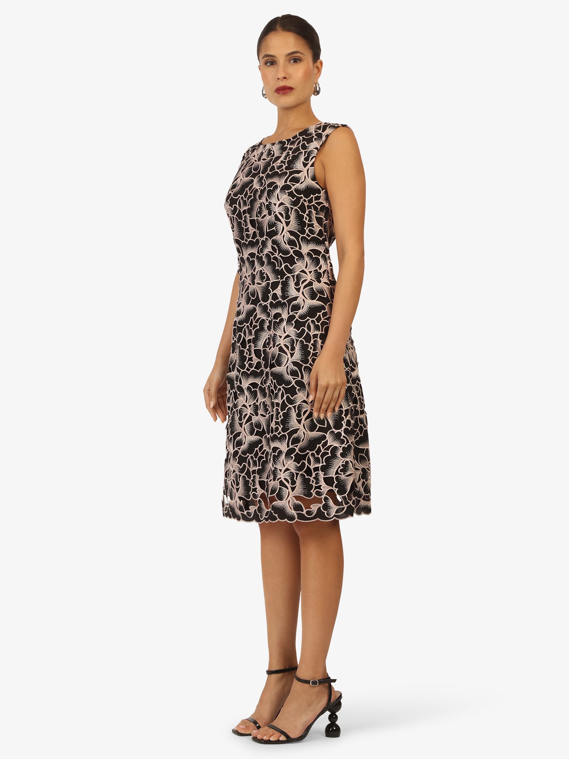 Kraimod Cocktailkleid mit floraler Spitze und Rundhals günstig online kaufen