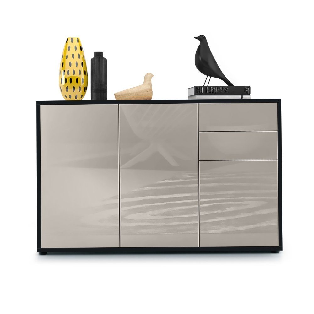 Vladon Kommode Ben V3 (Kommode, mit 3 Türen und 2 Schubladen), Schwarz matt/Sandgrau Hochglanz (117 x 74 x 36 cm)